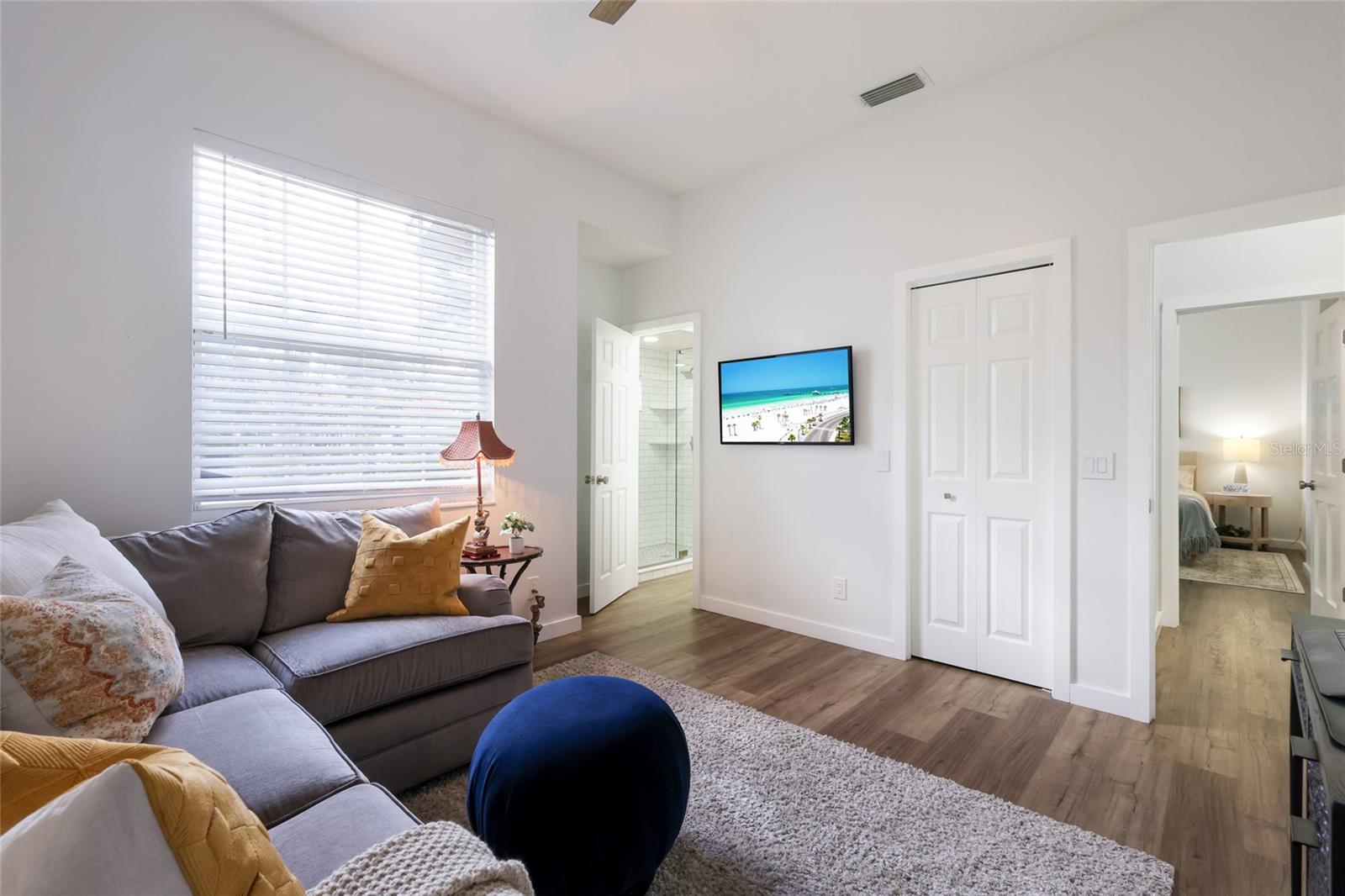 8009 ROYAL BIRKDALE CIR