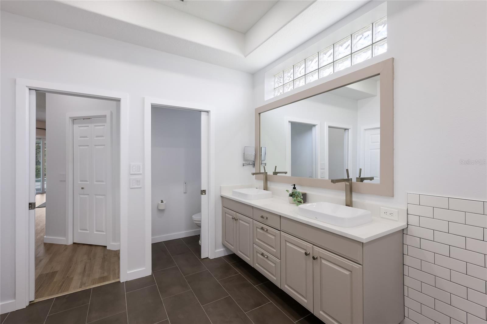 8009 ROYAL BIRKDALE CIR