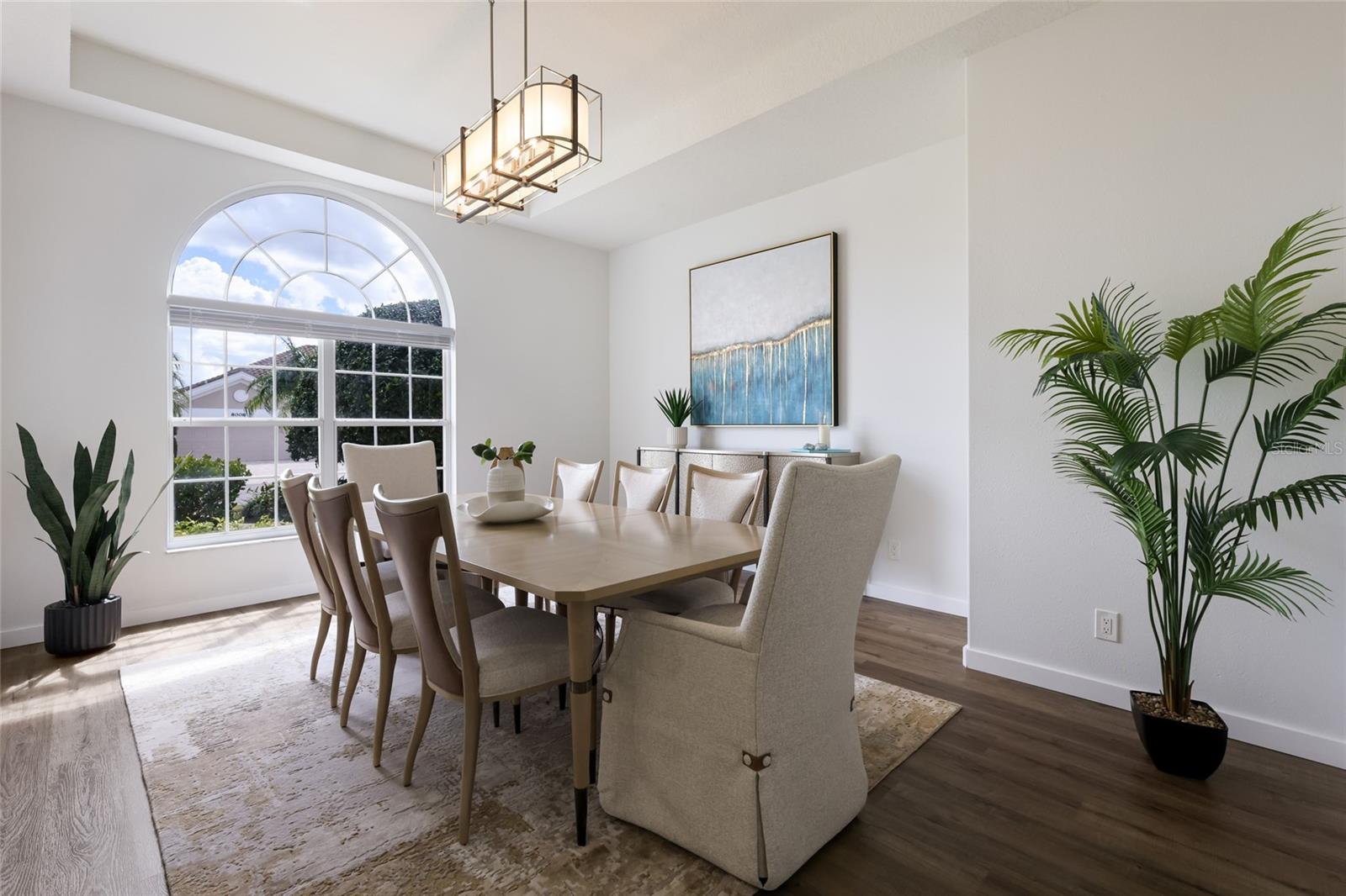 8009 ROYAL BIRKDALE CIR