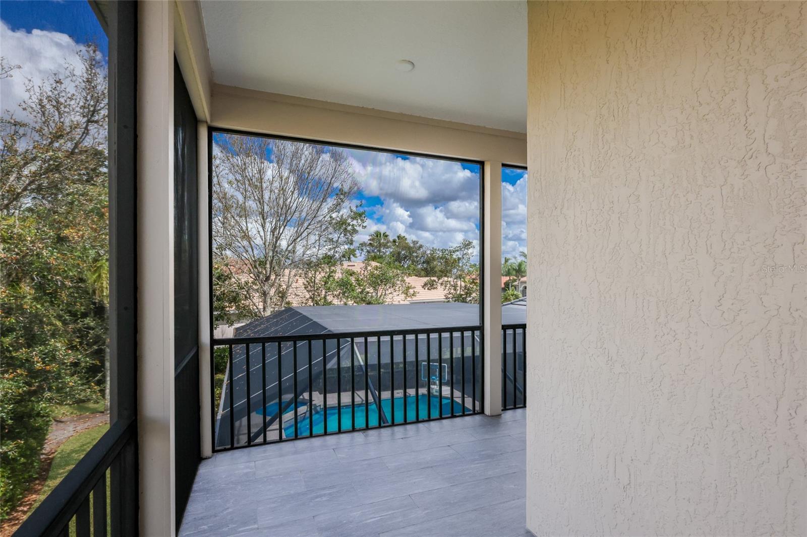 8009 ROYAL BIRKDALE CIR