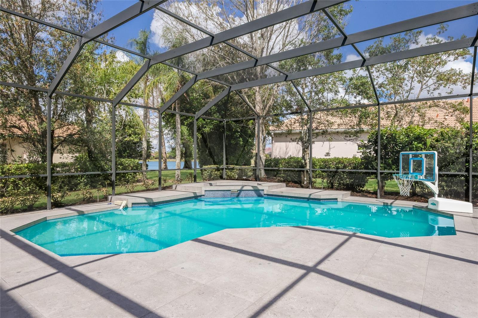 8009 ROYAL BIRKDALE CIR