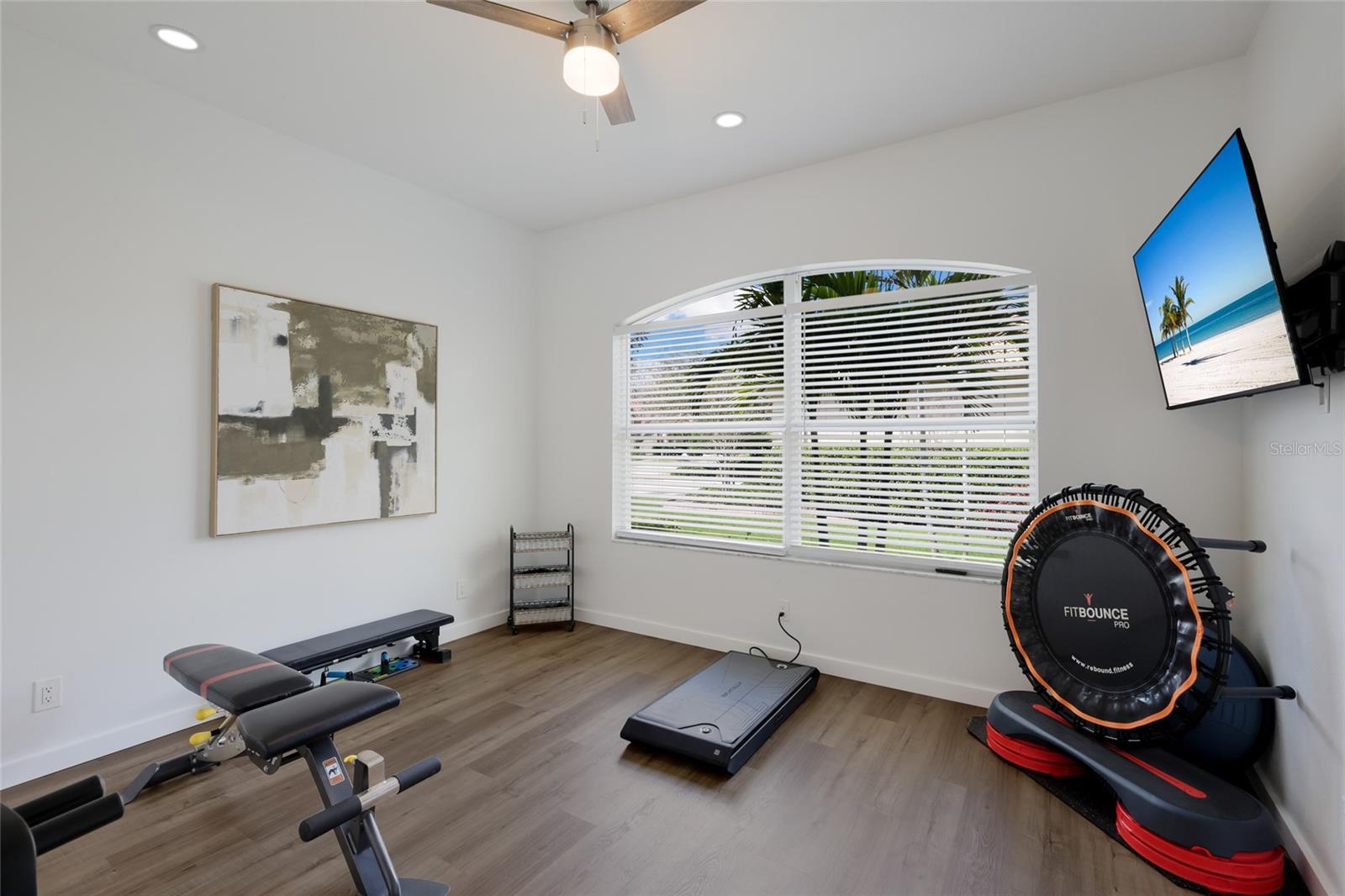 8009 ROYAL BIRKDALE CIR