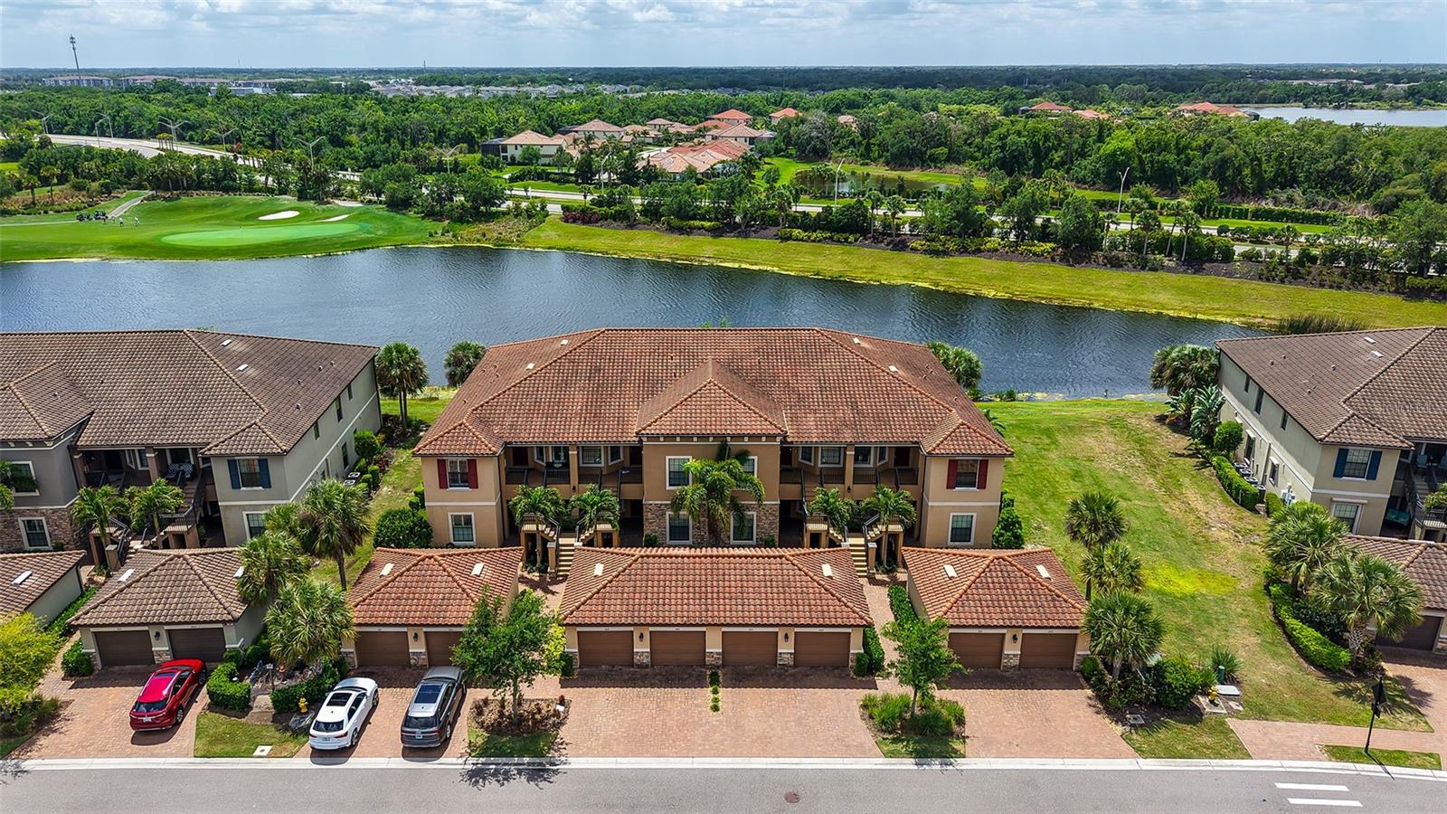 13720 MESSINA LOOP #102