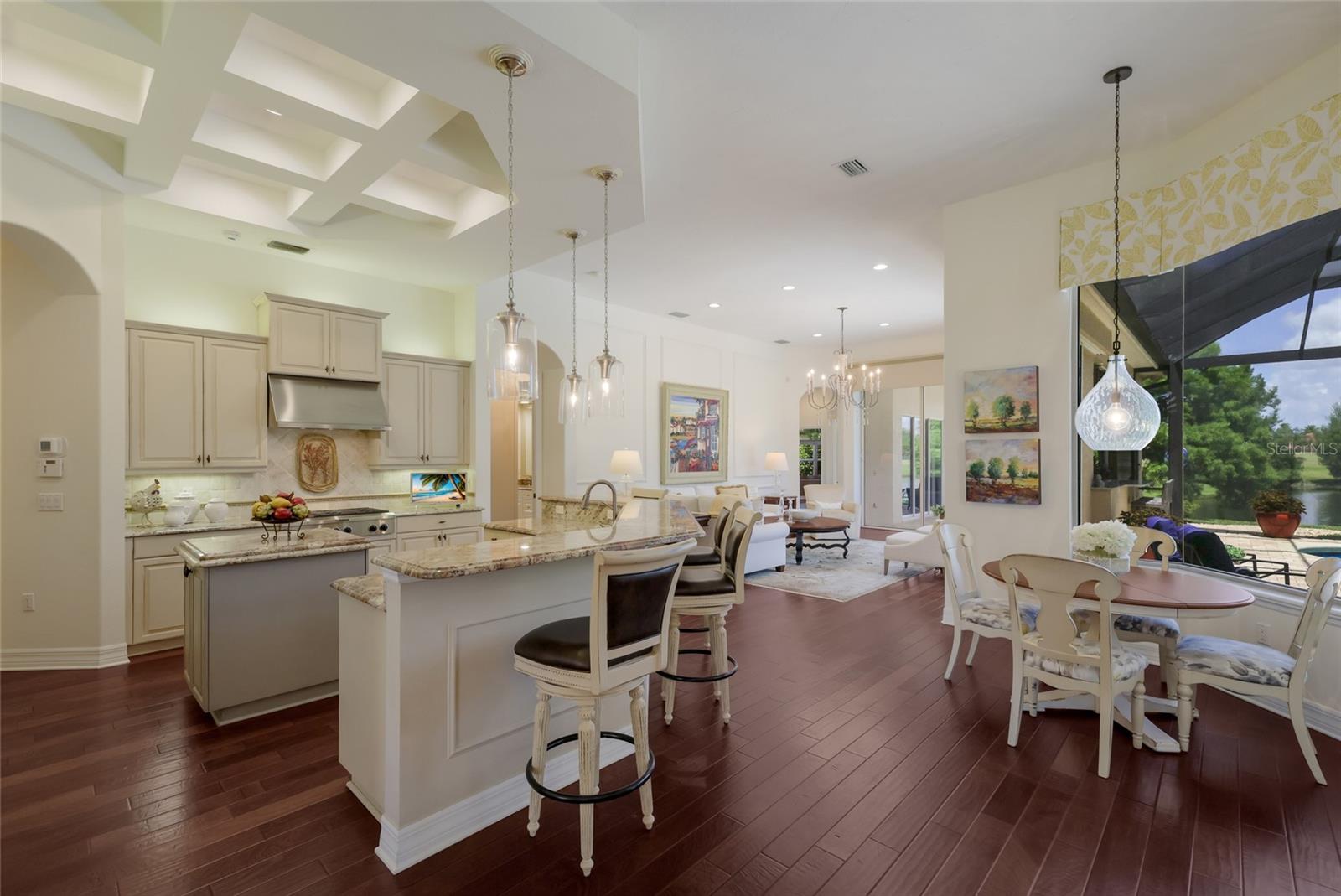 7207 ASHLAND GLN