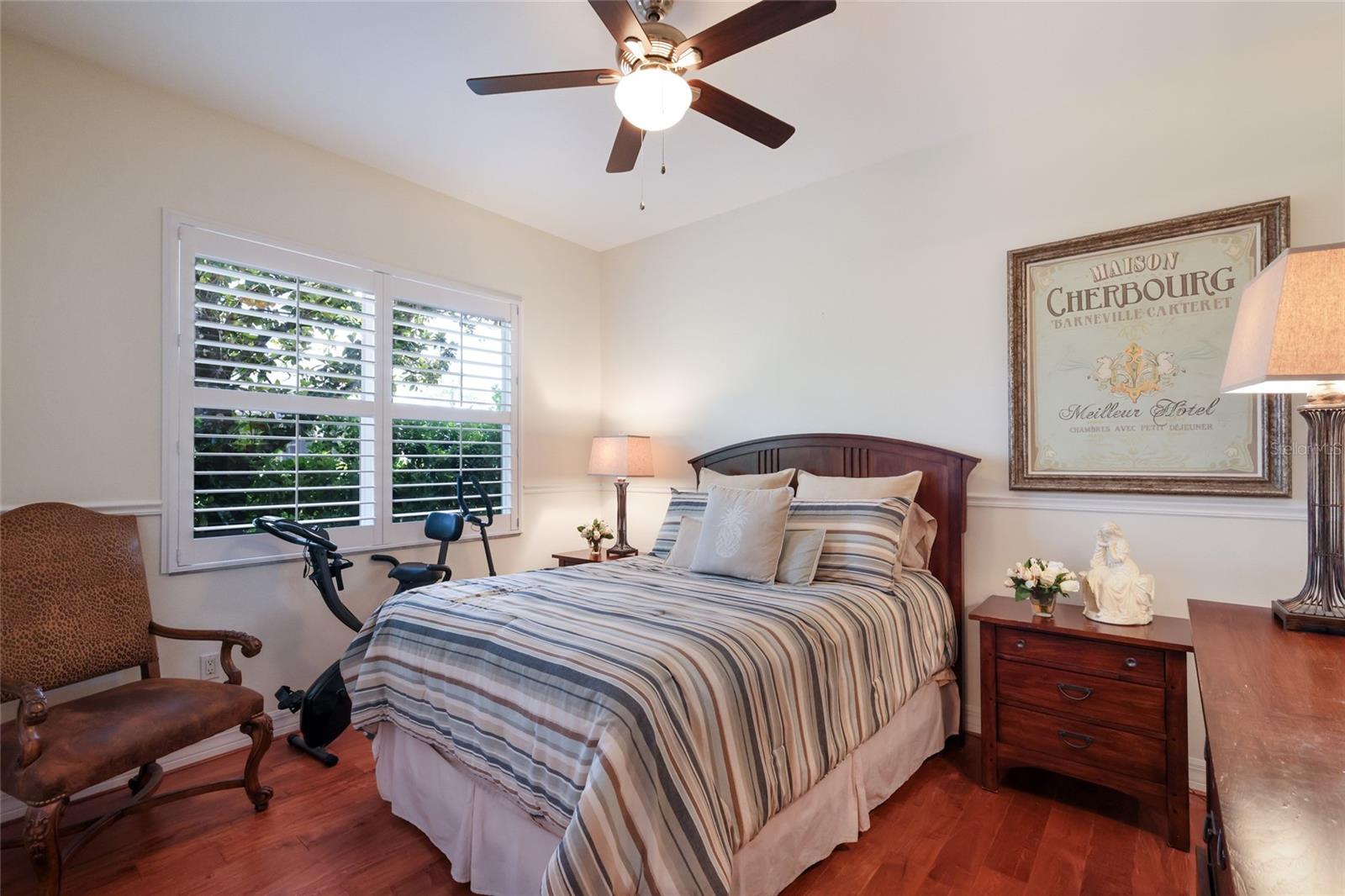 7207 ASHLAND GLN