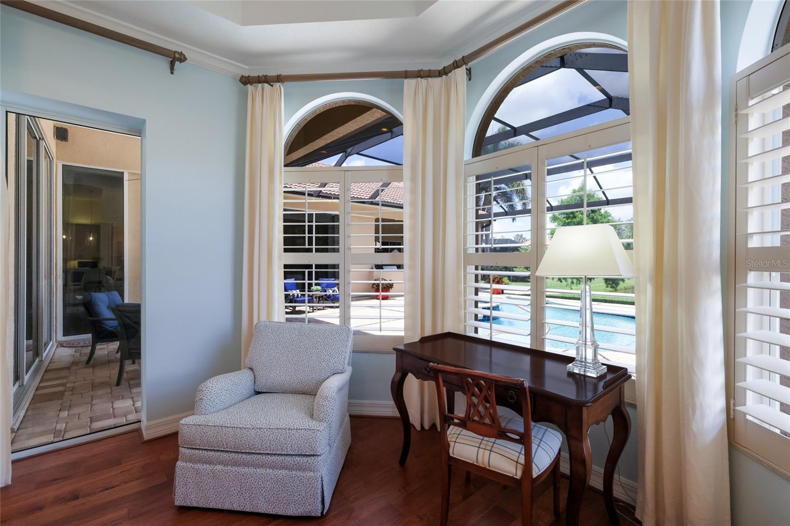 7207 ASHLAND GLN