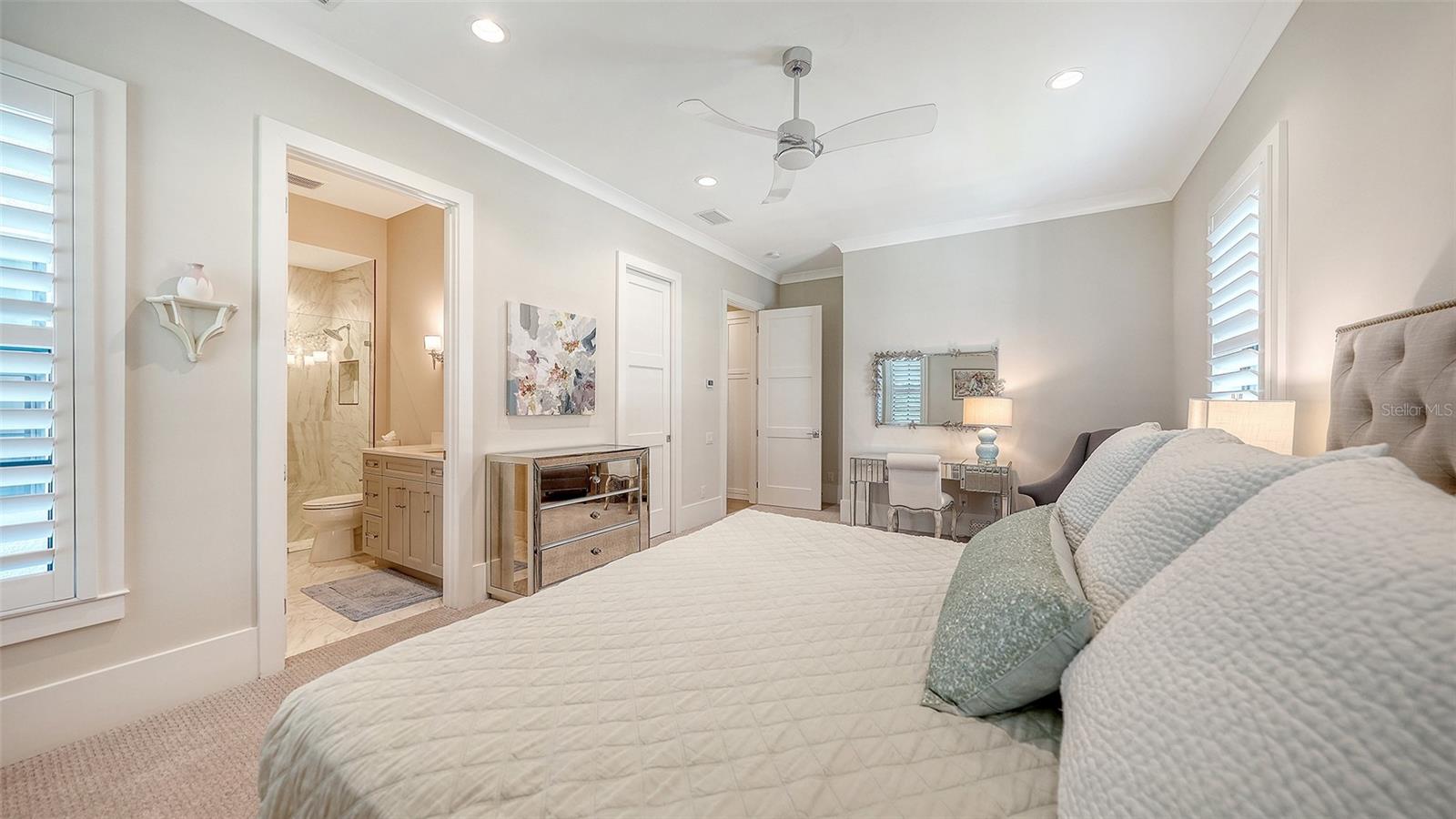 8339 LUCERNE LOOP