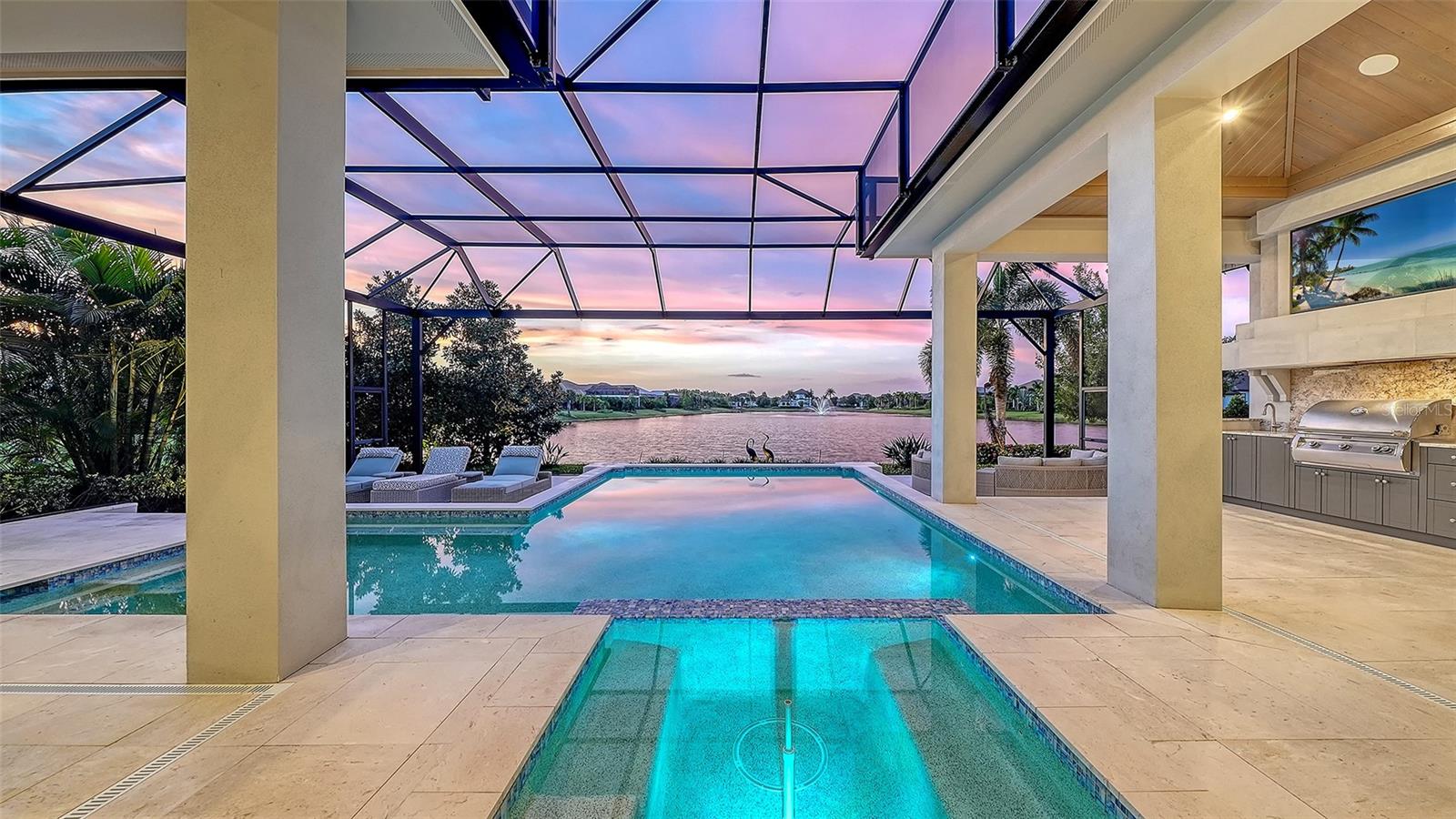 8339 LUCERNE LOOP