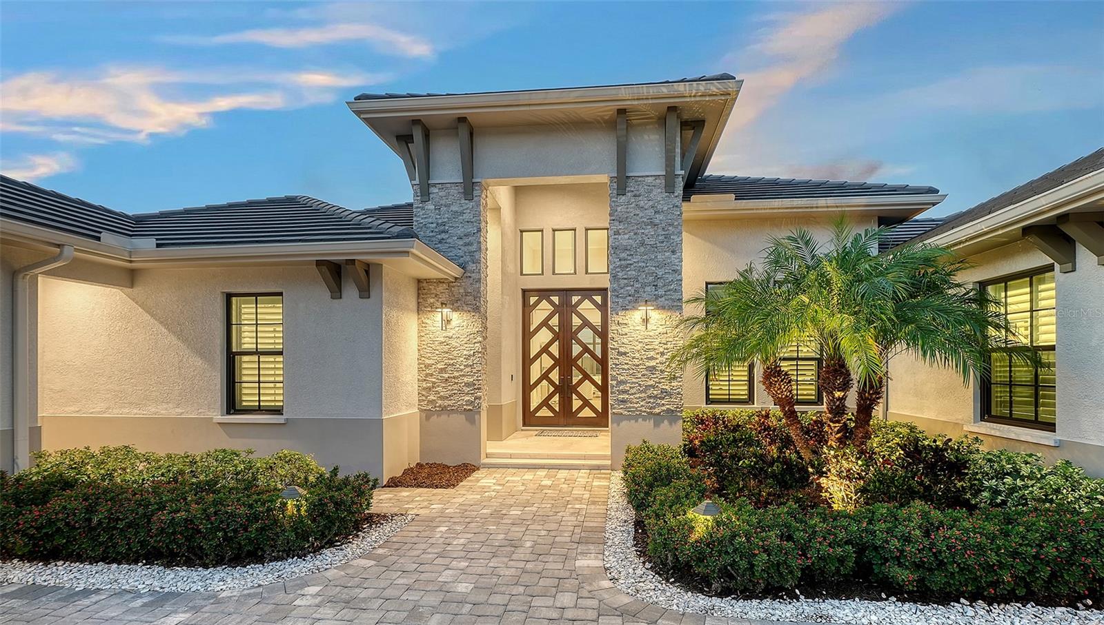 8339 LUCERNE LOOP