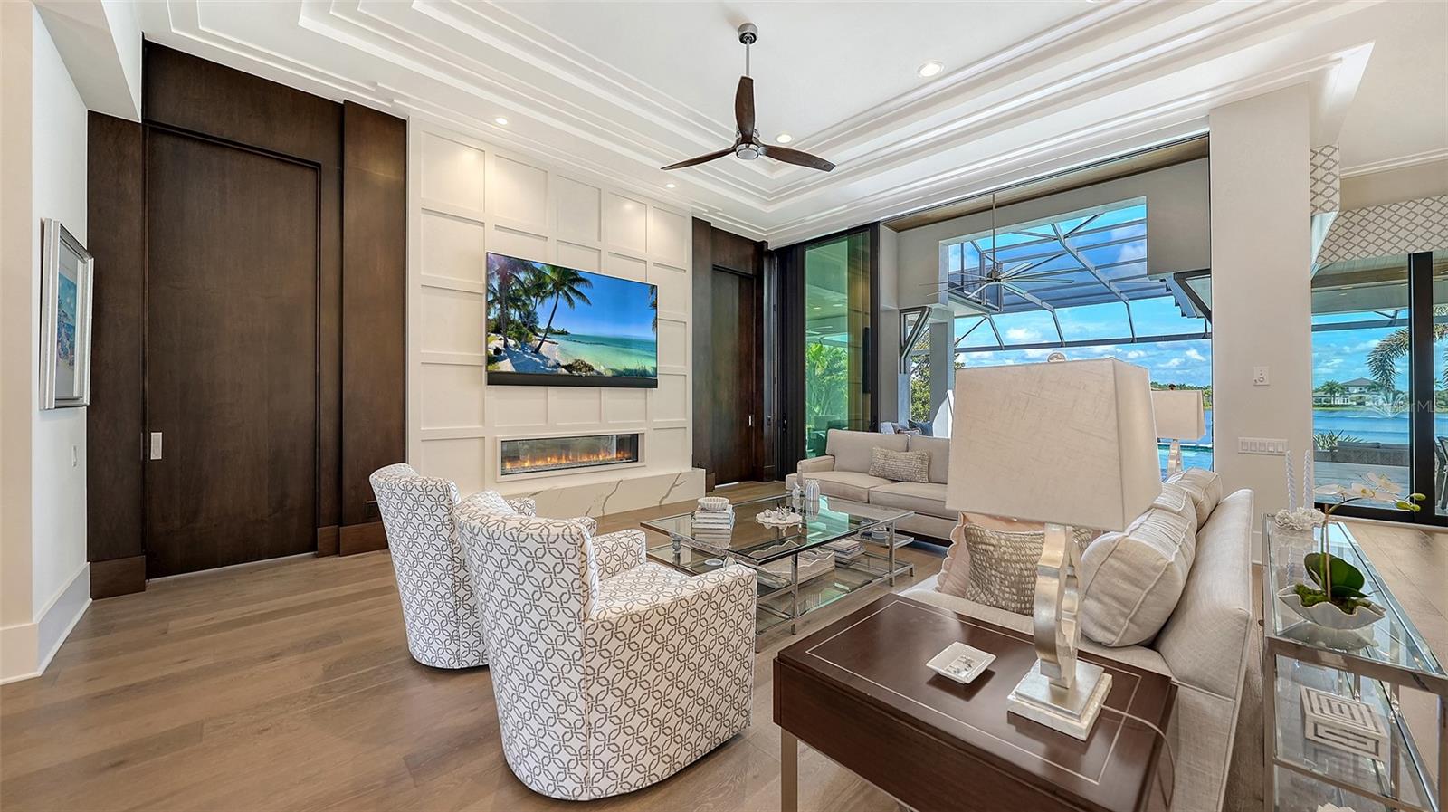 8339 LUCERNE LOOP