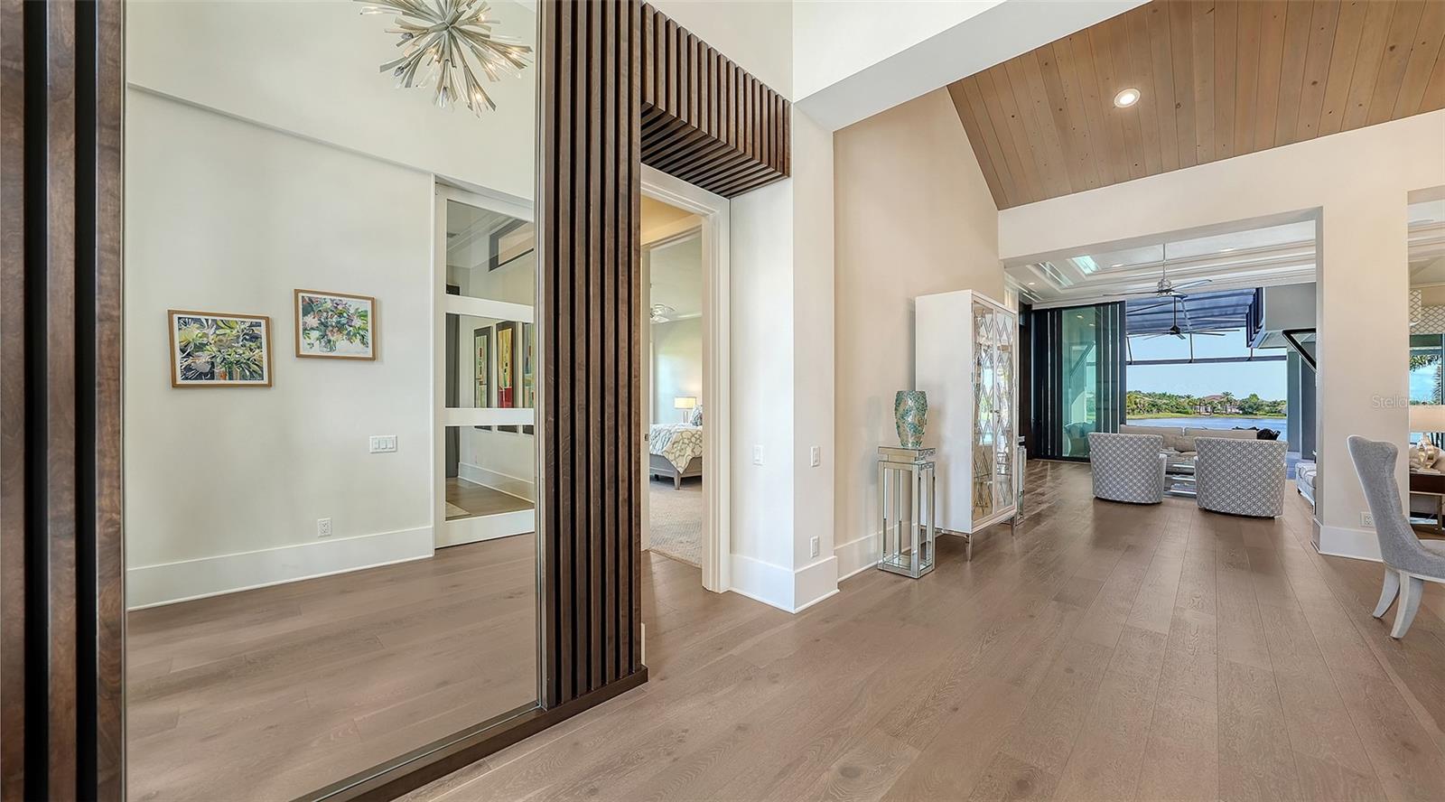 8339 LUCERNE LOOP