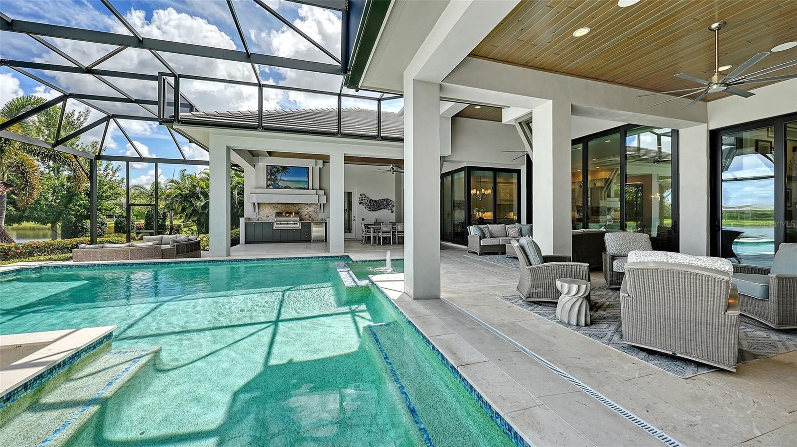 8339 LUCERNE LOOP