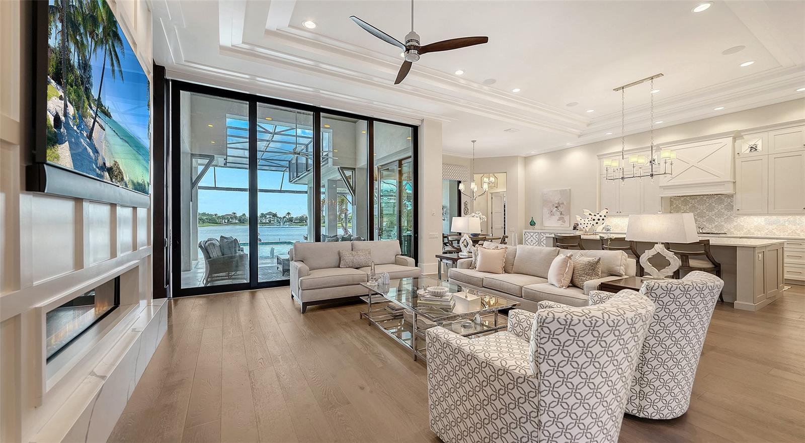 8339 LUCERNE LOOP
