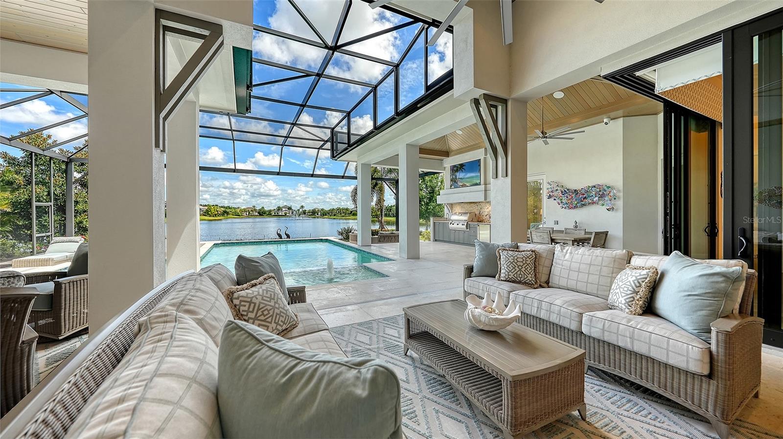 8339 LUCERNE LOOP