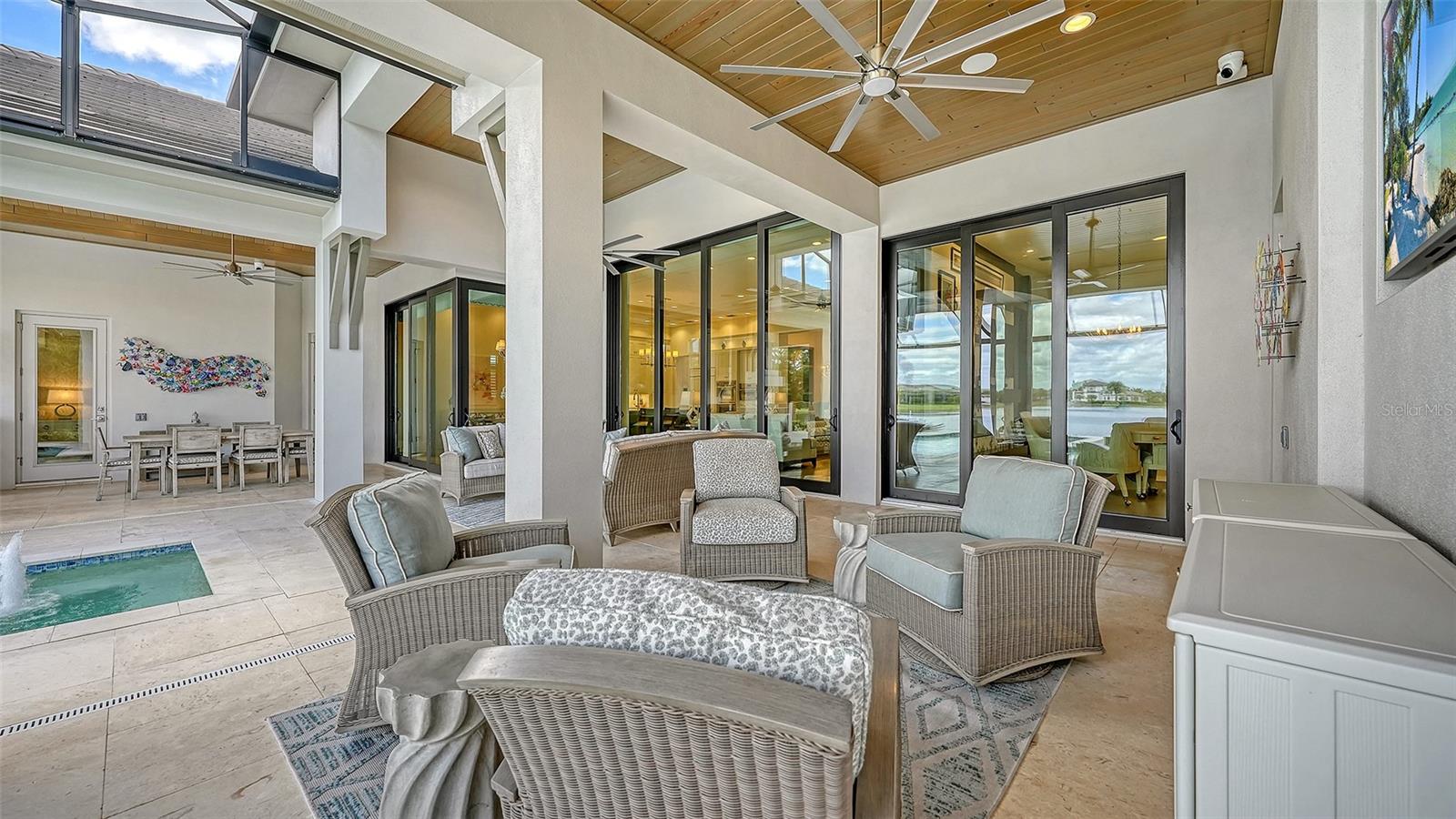 8339 LUCERNE LOOP