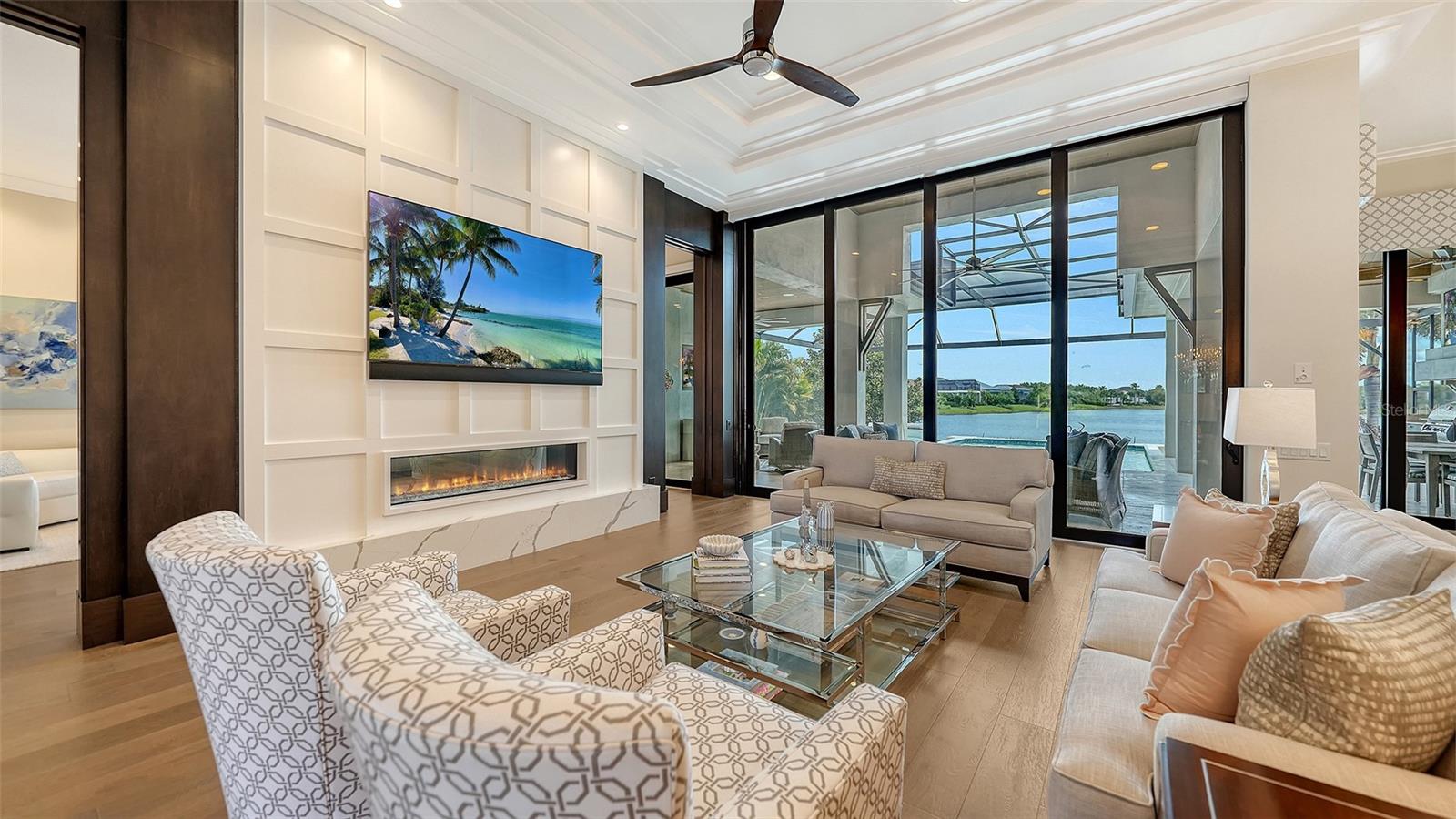8339 LUCERNE LOOP