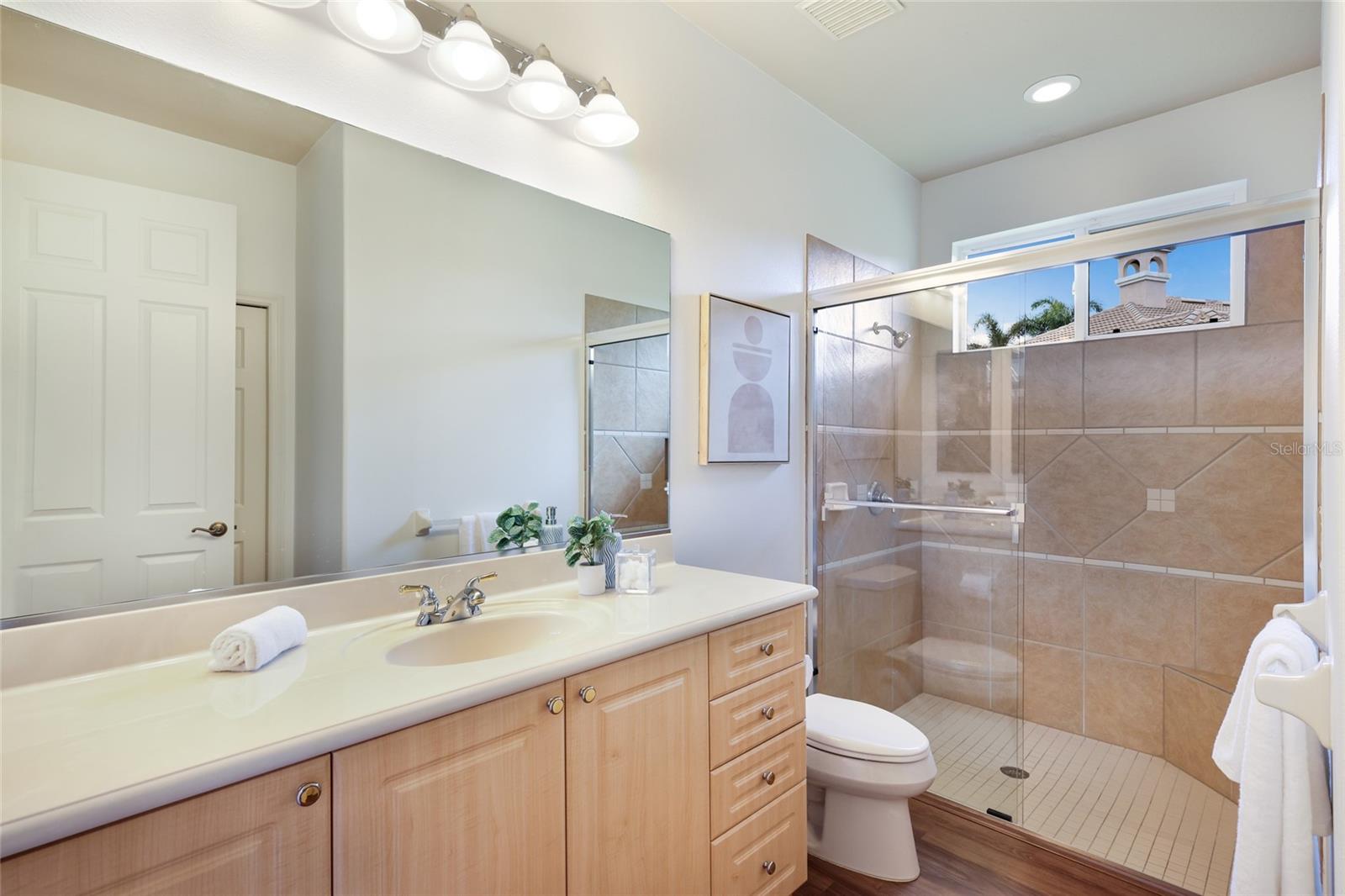 7219 ASHLAND GLN