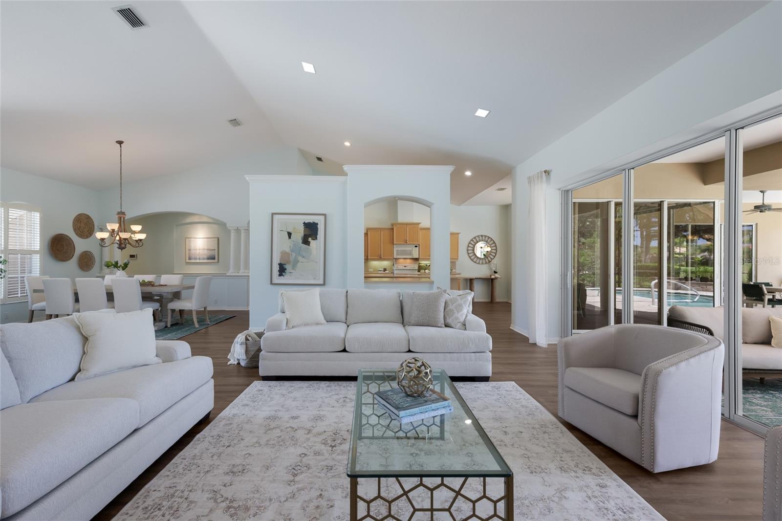 7219 ASHLAND GLN