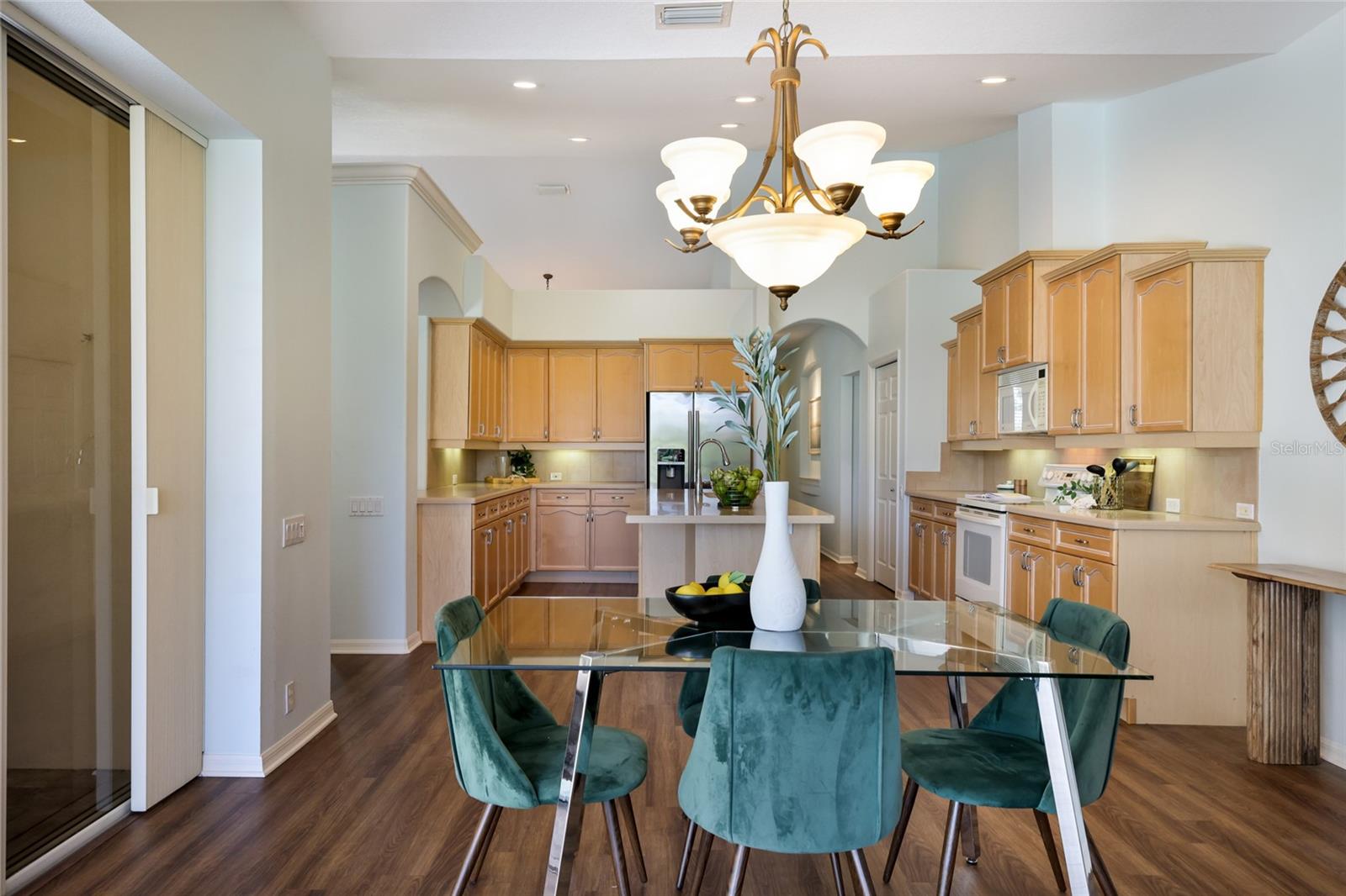 7219 ASHLAND GLN