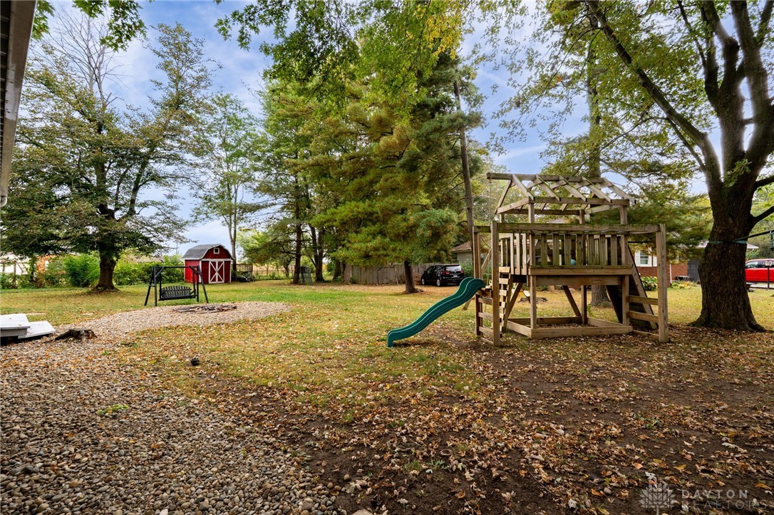 75 Country Manor Drive SE