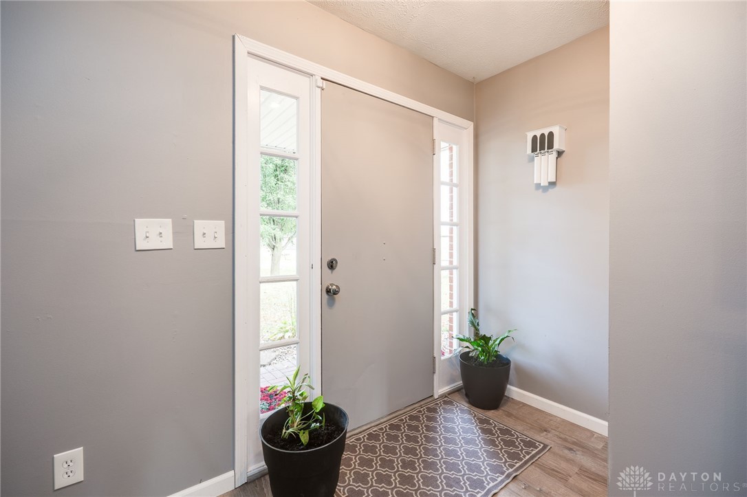 75 Country Manor Drive SE