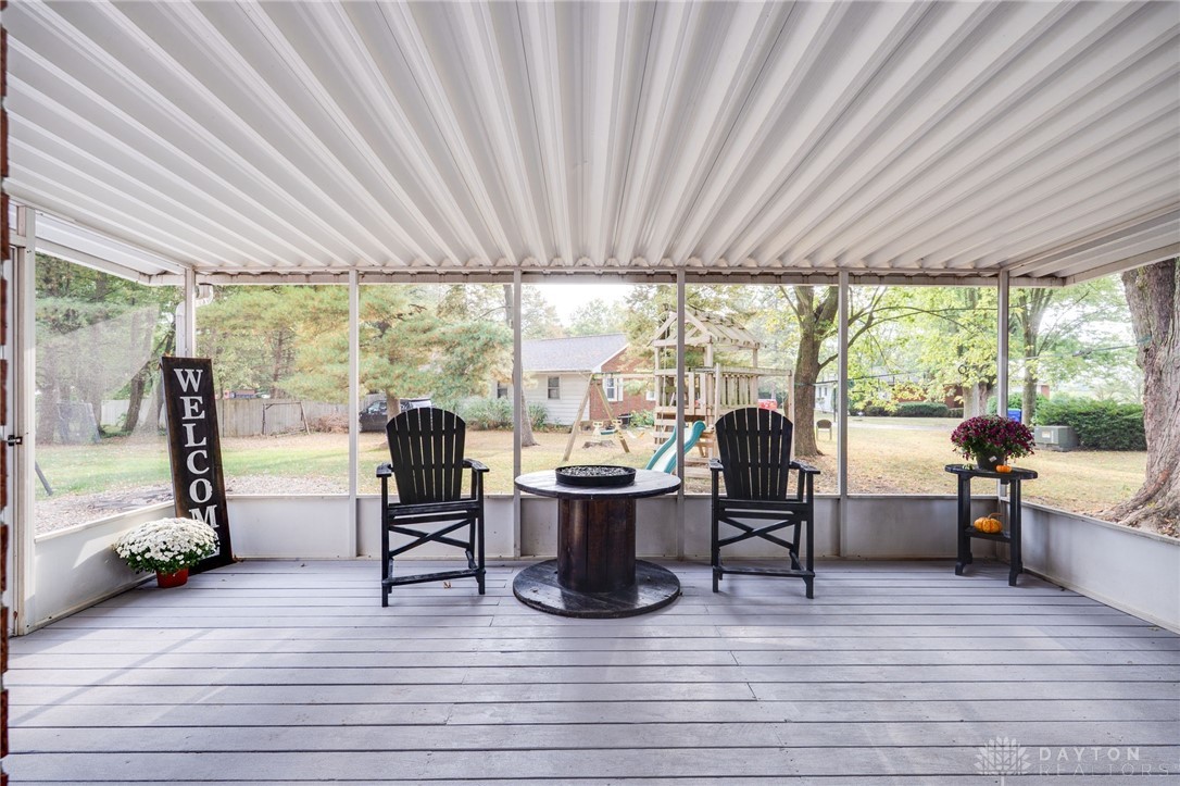 75 Country Manor Drive SE