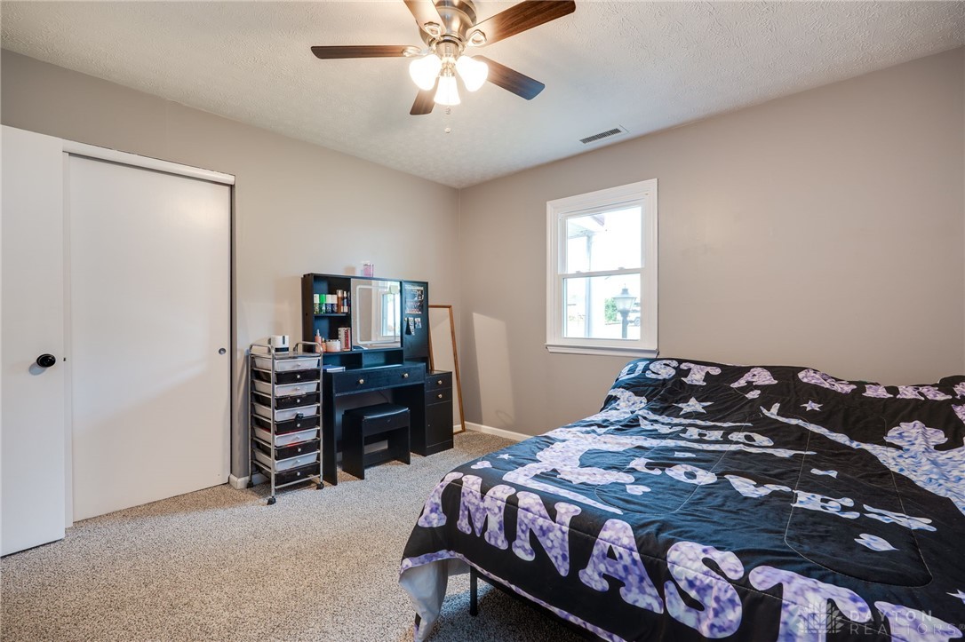 75 Country Manor Drive SE