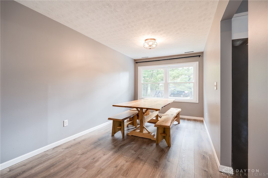 75 Country Manor Drive SE