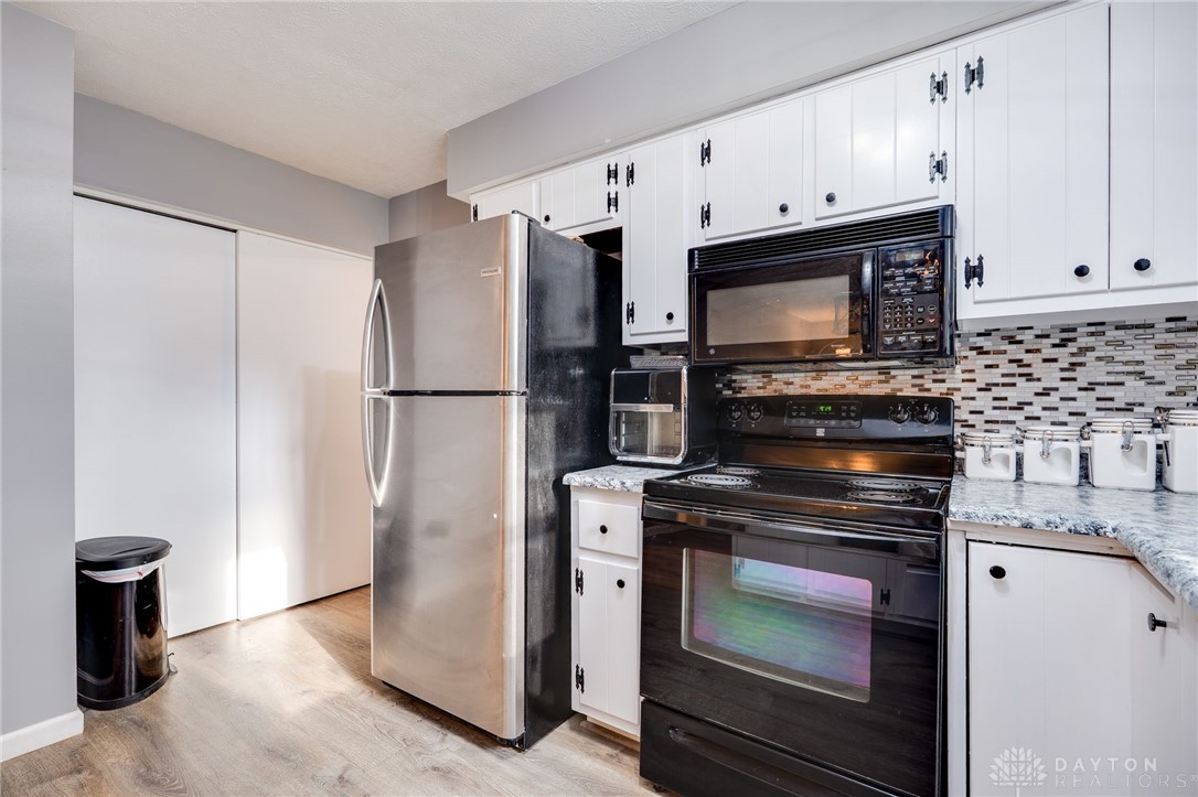 75 Country Manor Drive SE