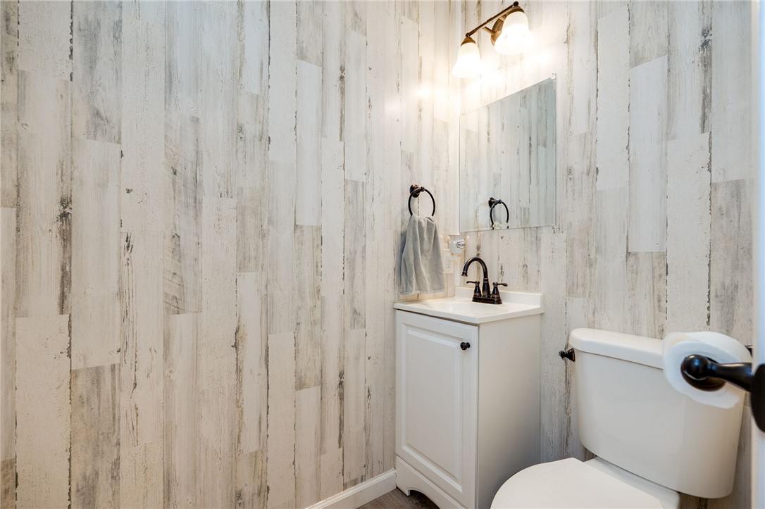 75 Country Manor Drive SE