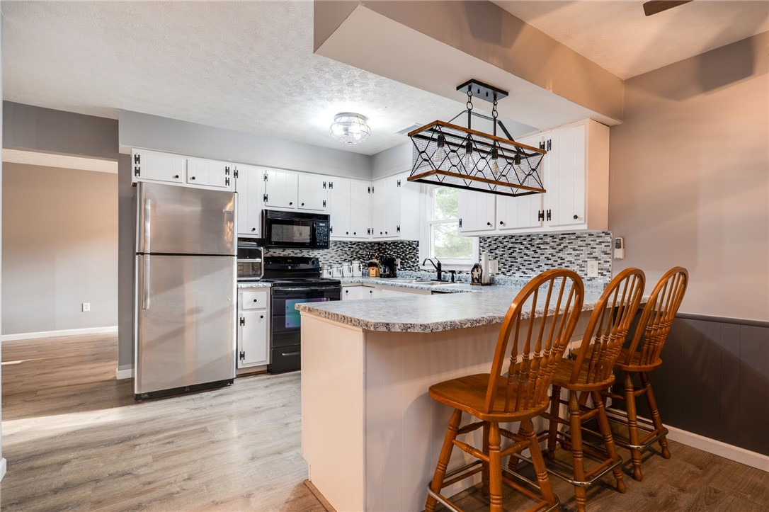 75 Country Manor Drive SE