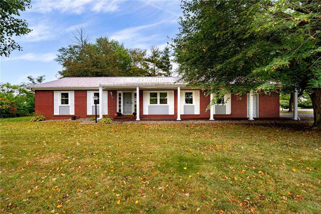 75 Country Manor Drive SE