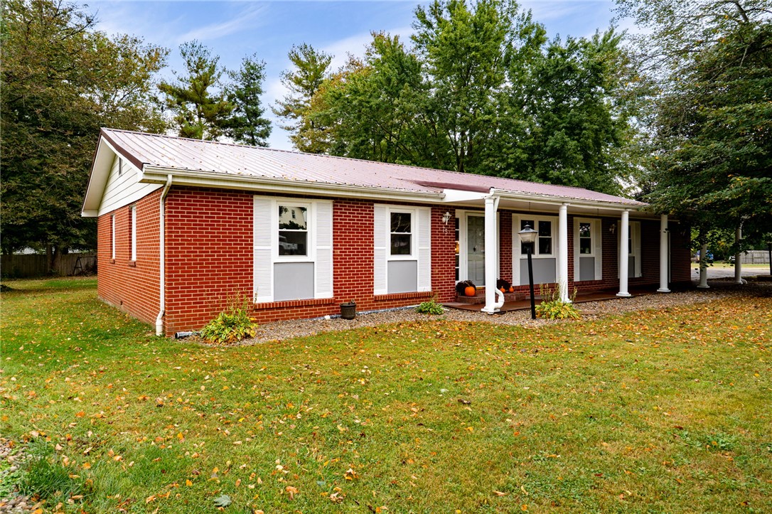 75 Country Manor Drive SE