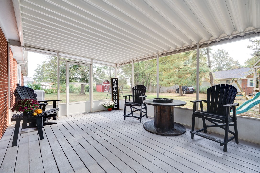 75 Country Manor Drive SE