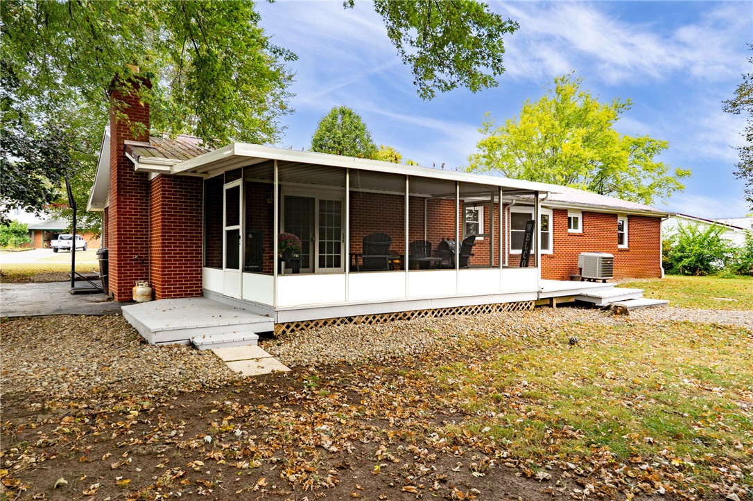 75 Country Manor Drive SE