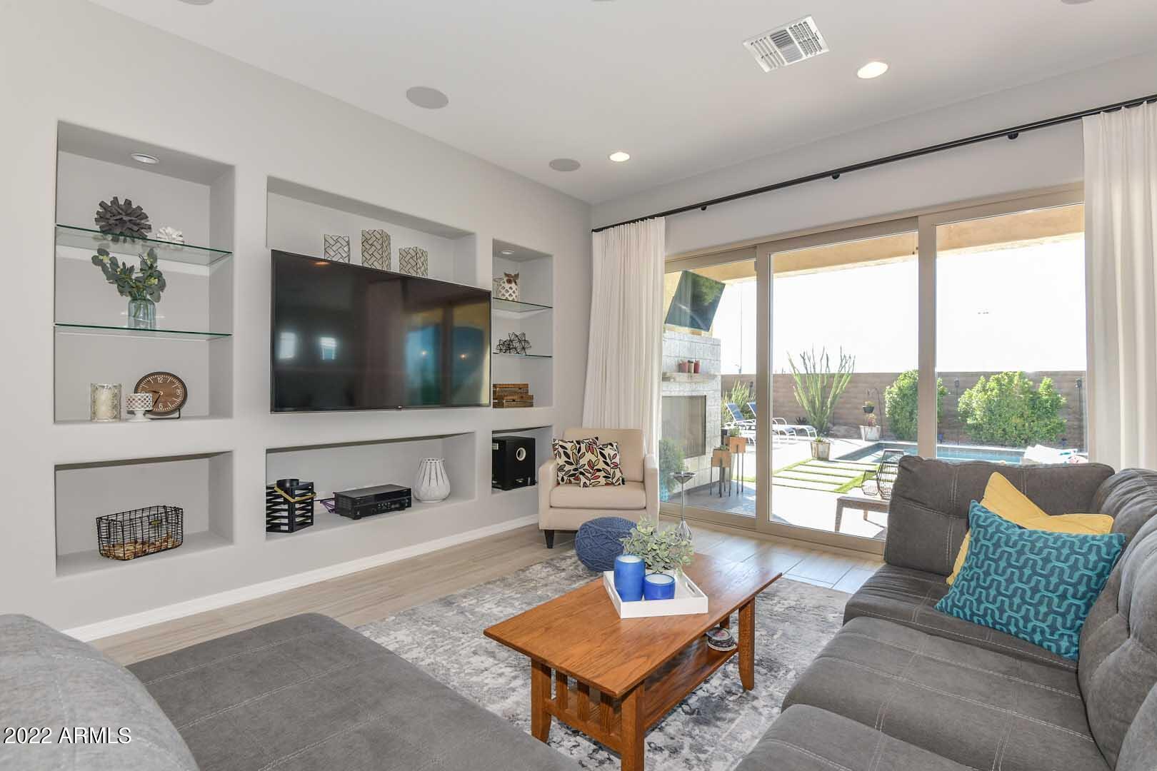 9661 W Patrick Lane