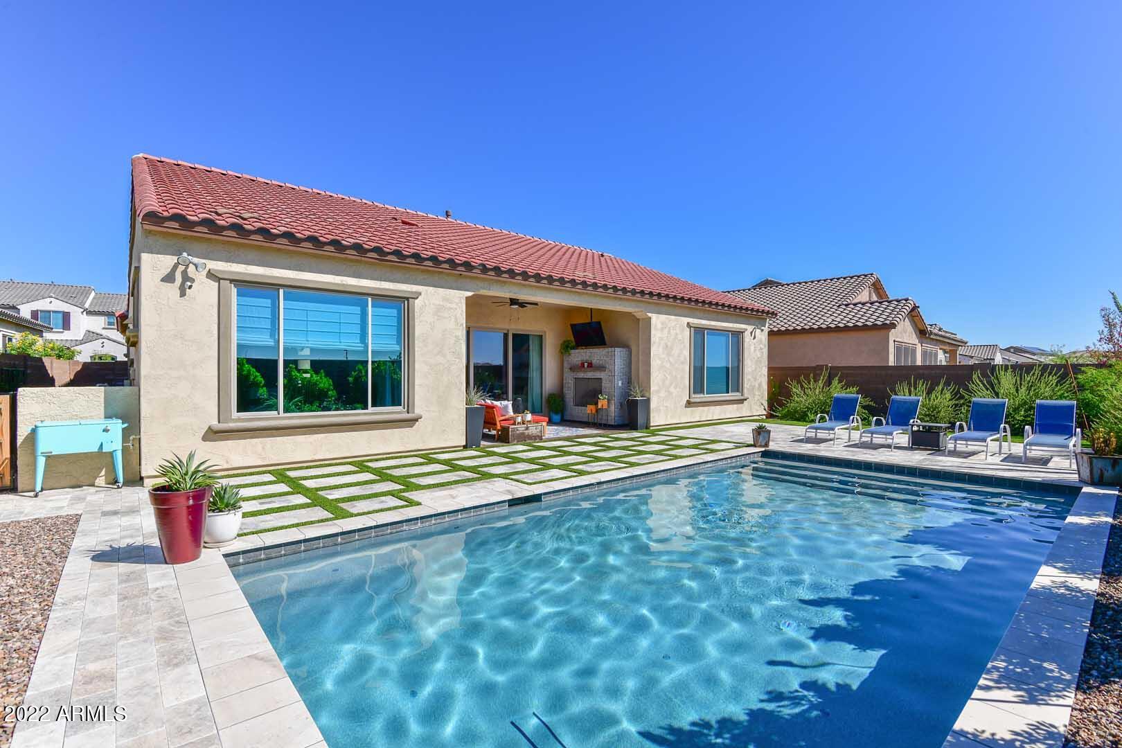 9661 W Patrick Lane