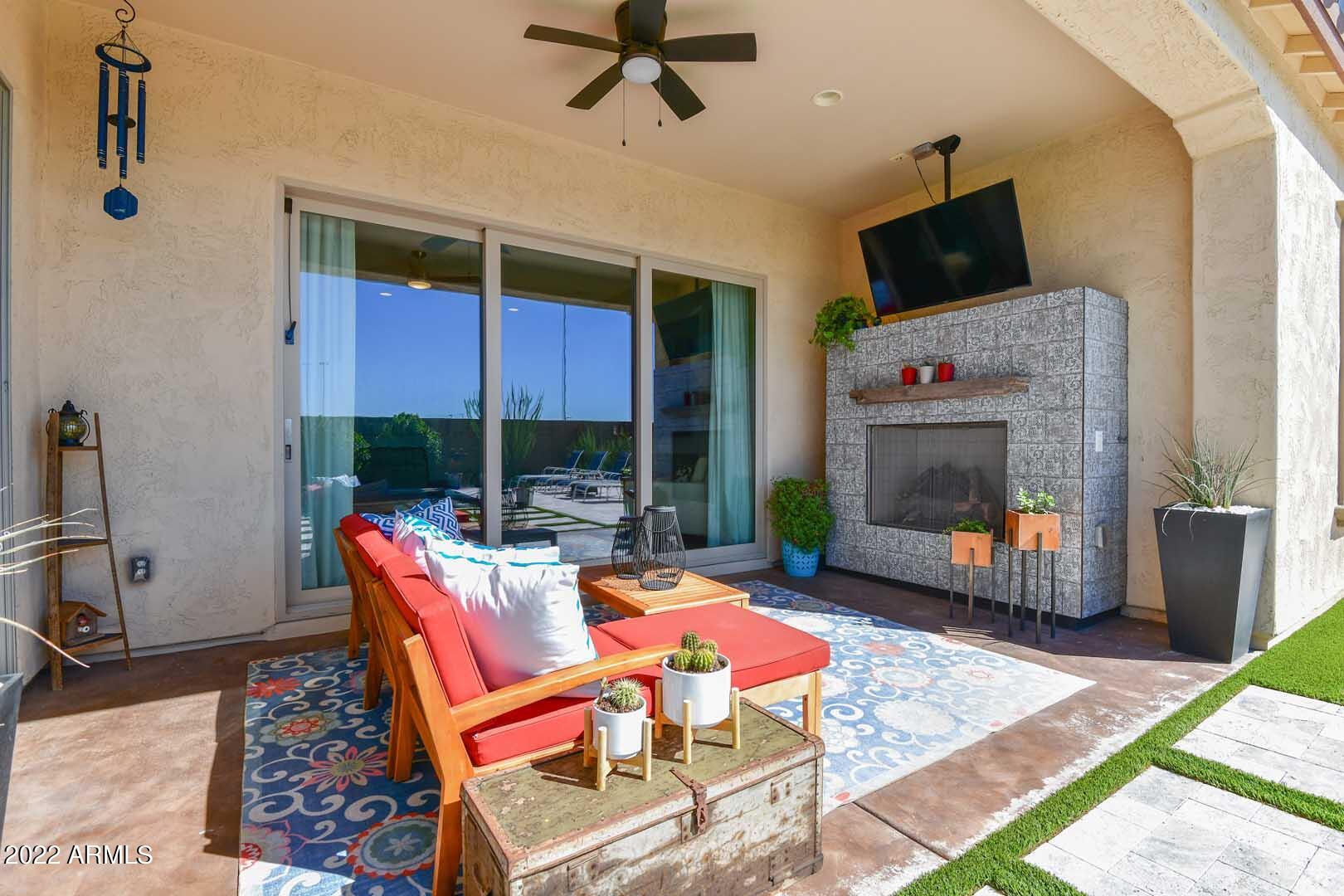 9661 W Patrick Lane