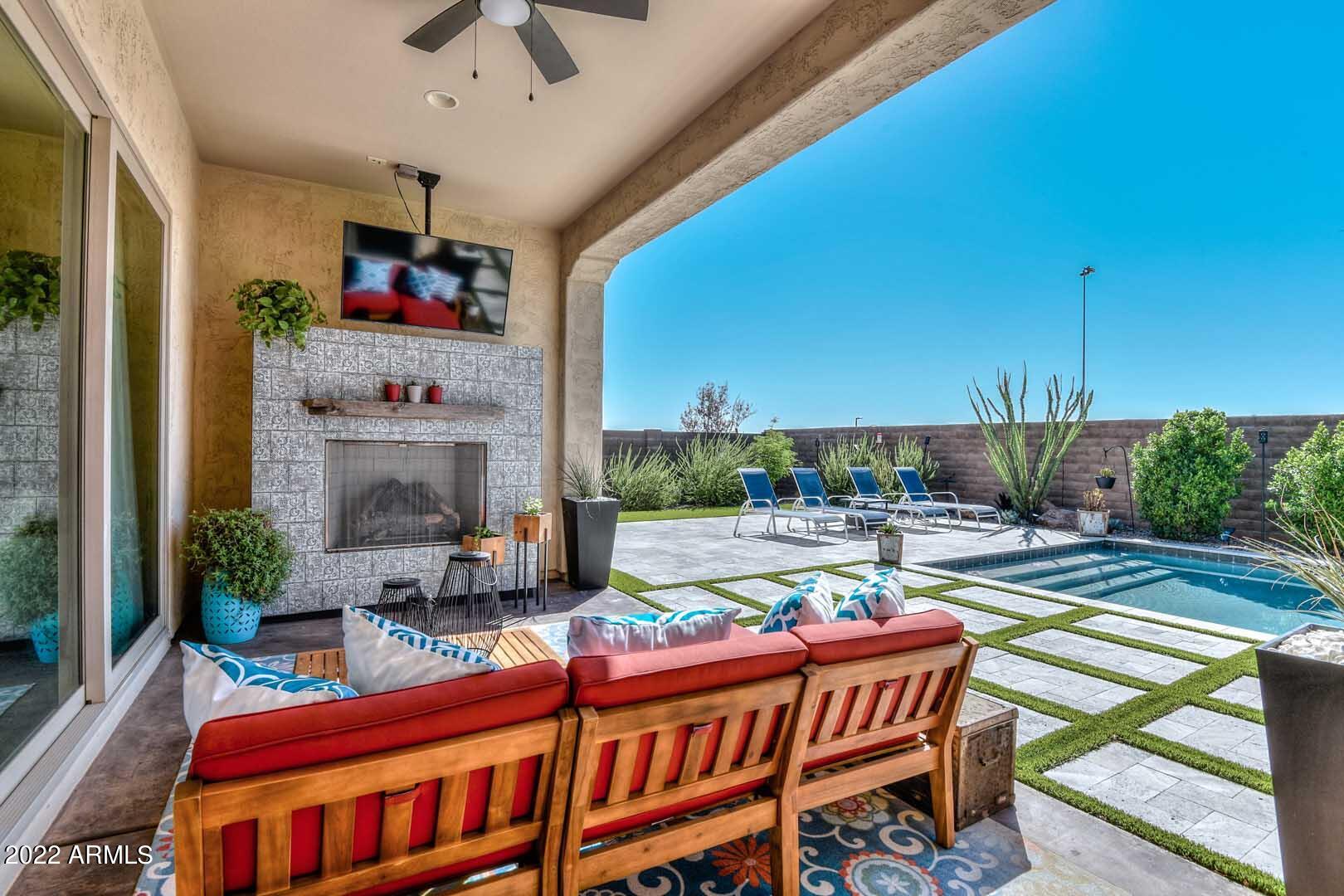 9661 W Patrick Lane