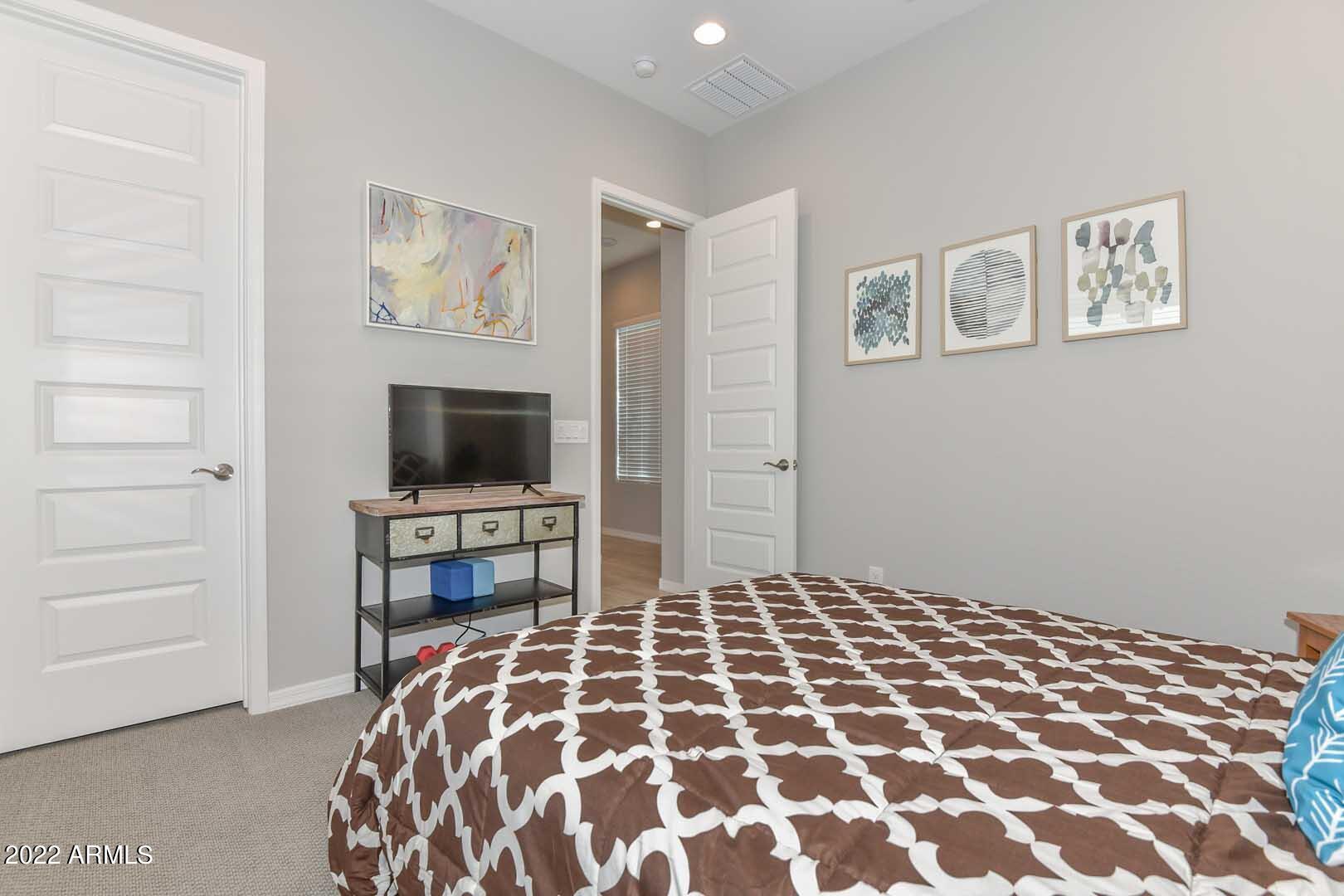 9661 W Patrick Lane