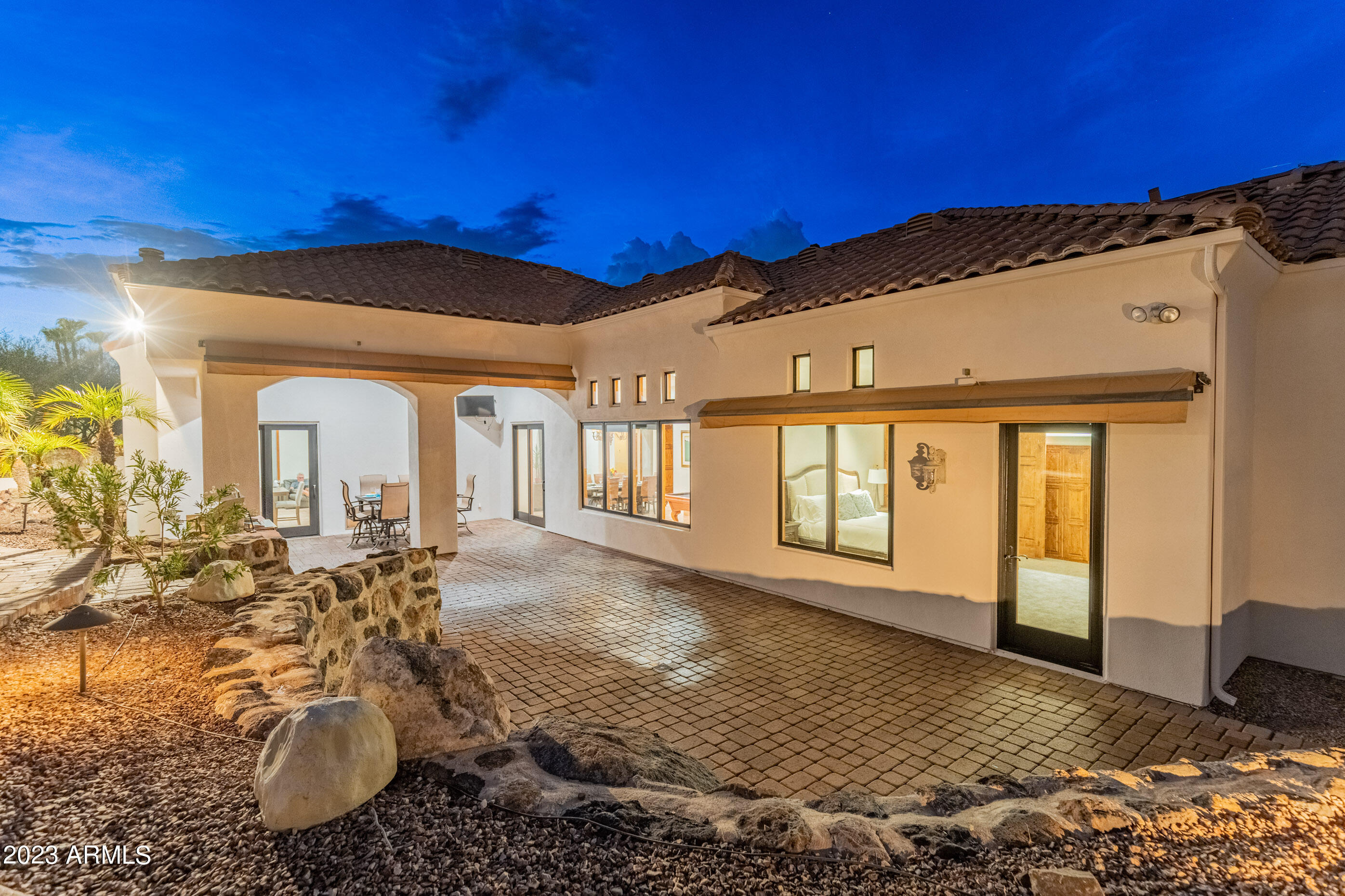 5529 W PINNACLE HILL Drive