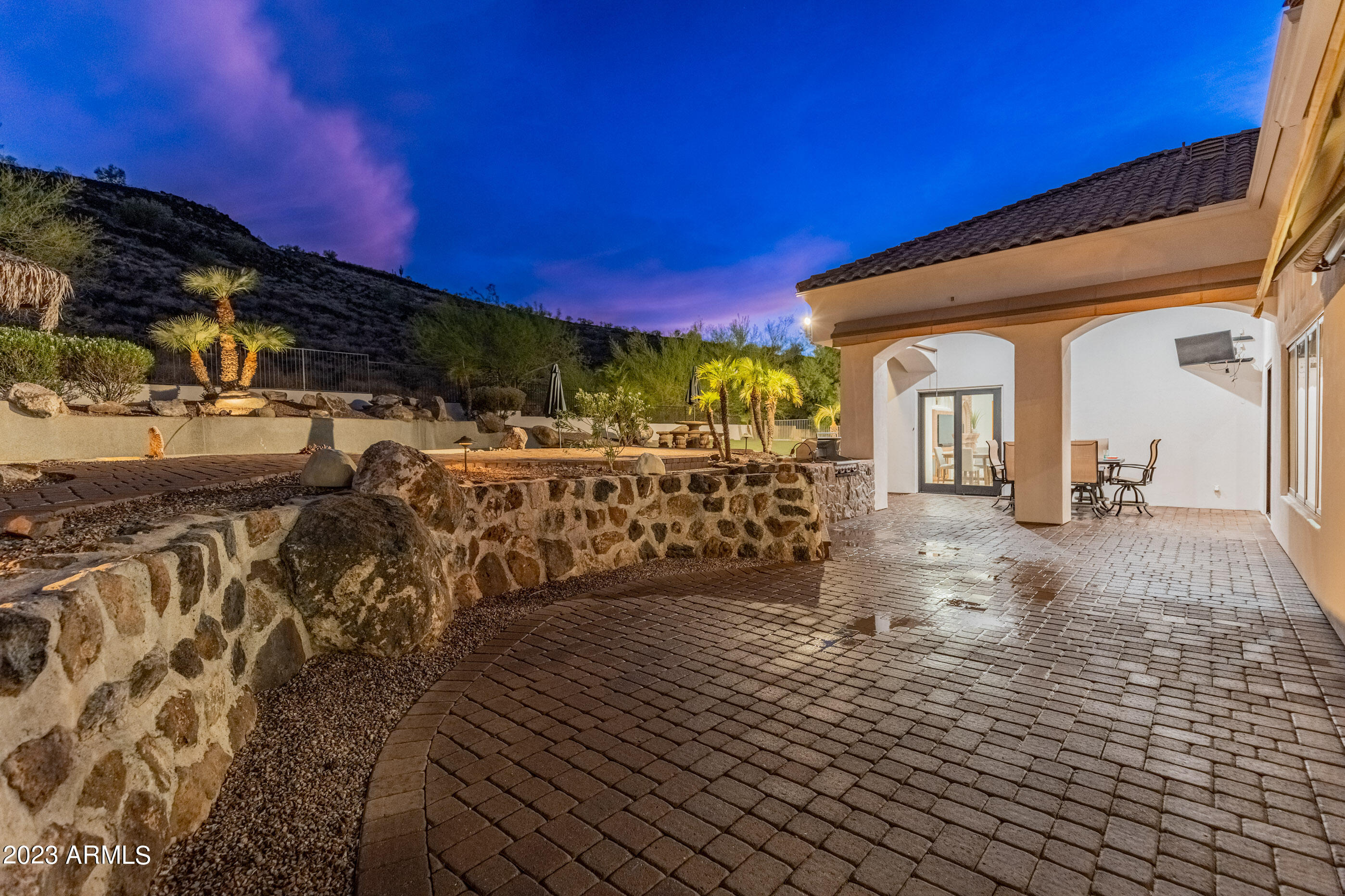 5529 W PINNACLE HILL Drive