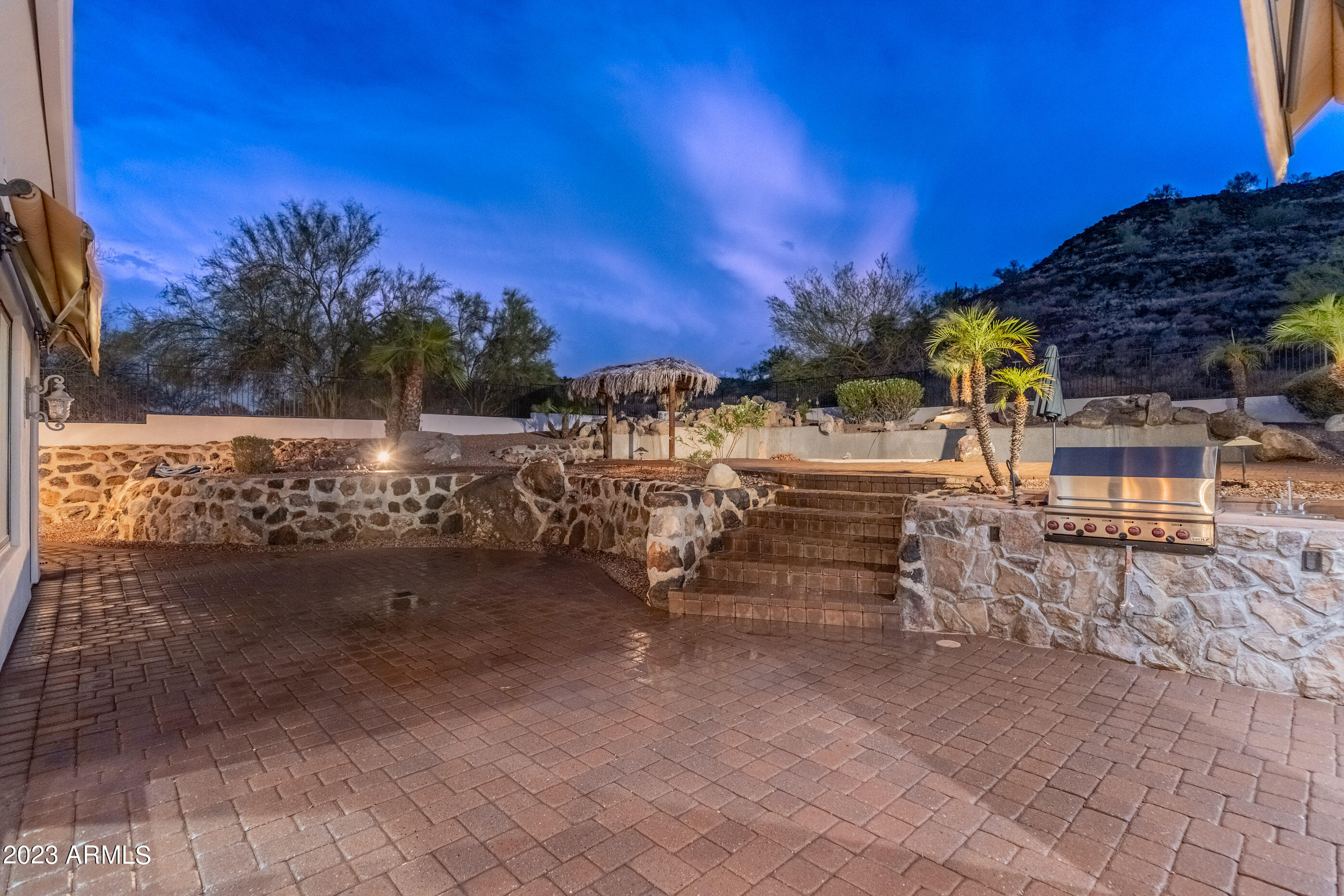 5529 W PINNACLE HILL Drive