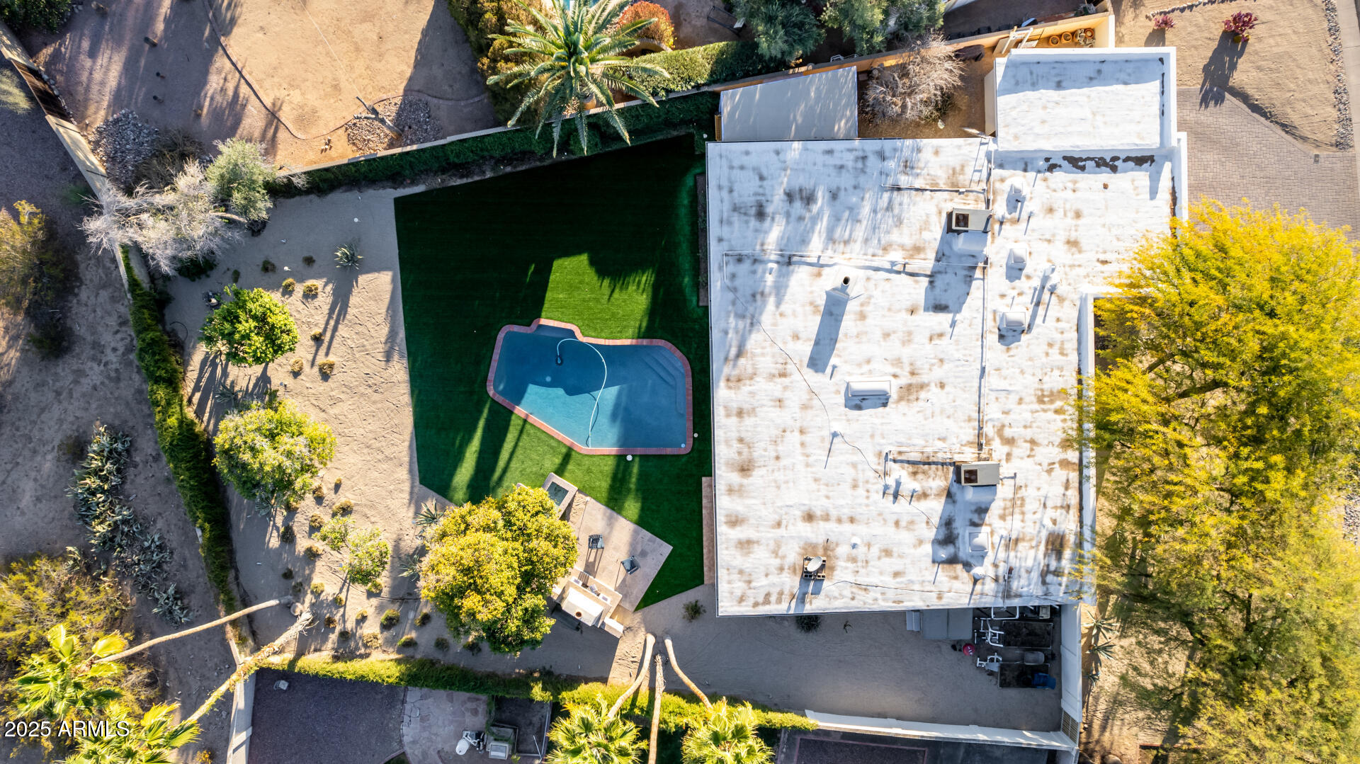 10243 N 58TH Place
