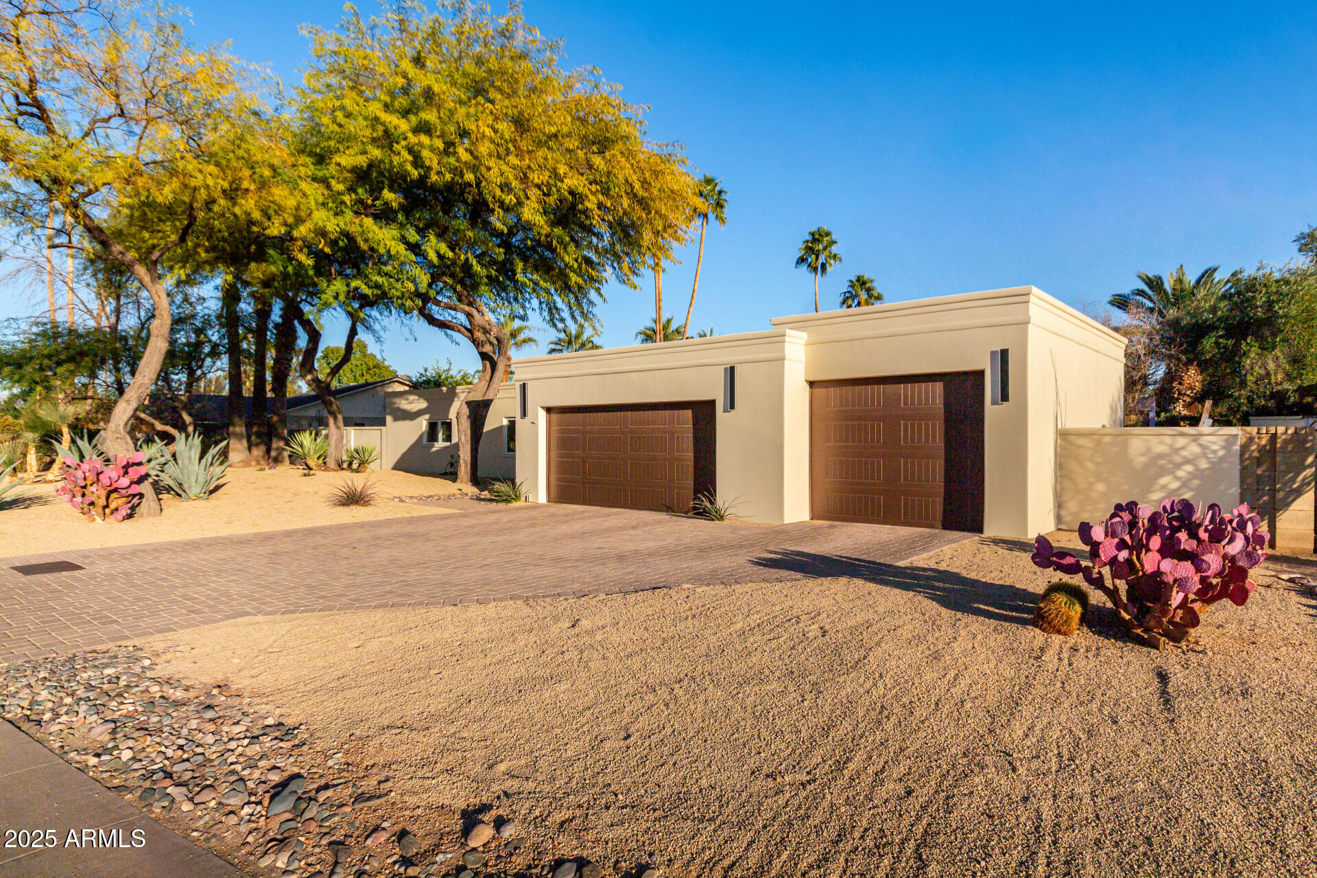 10243 N 58TH Place