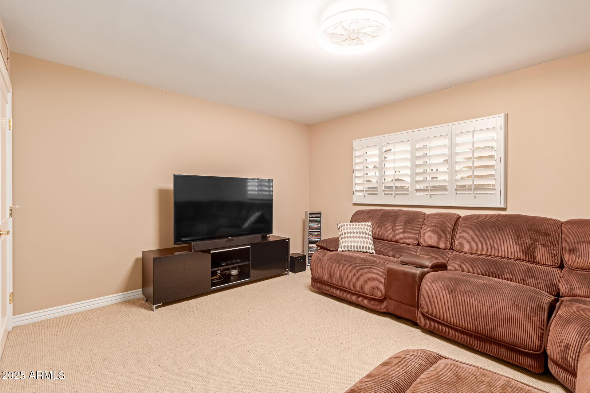 10243 N 58TH Place