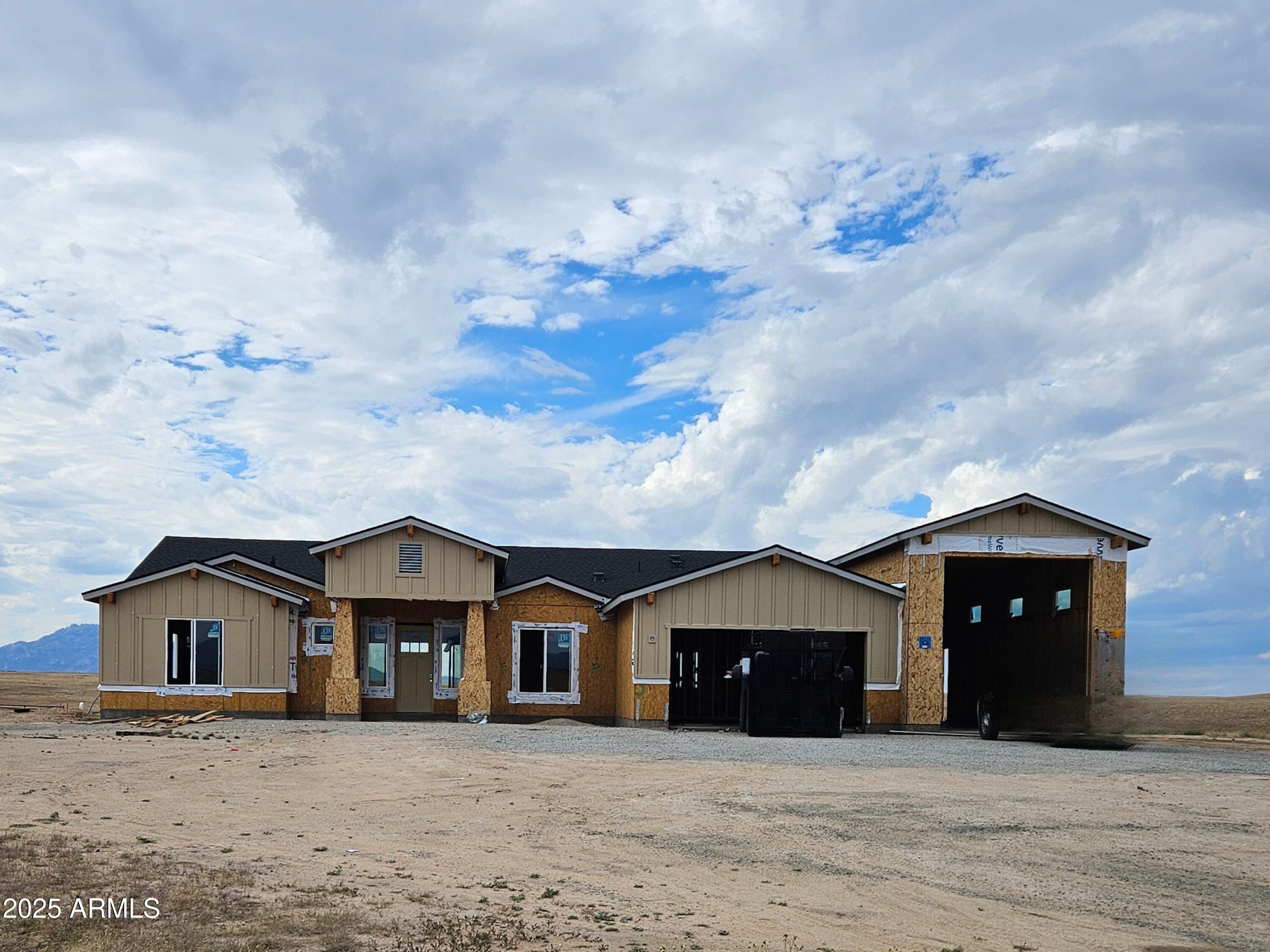6108 E Shasta Daisy Lane