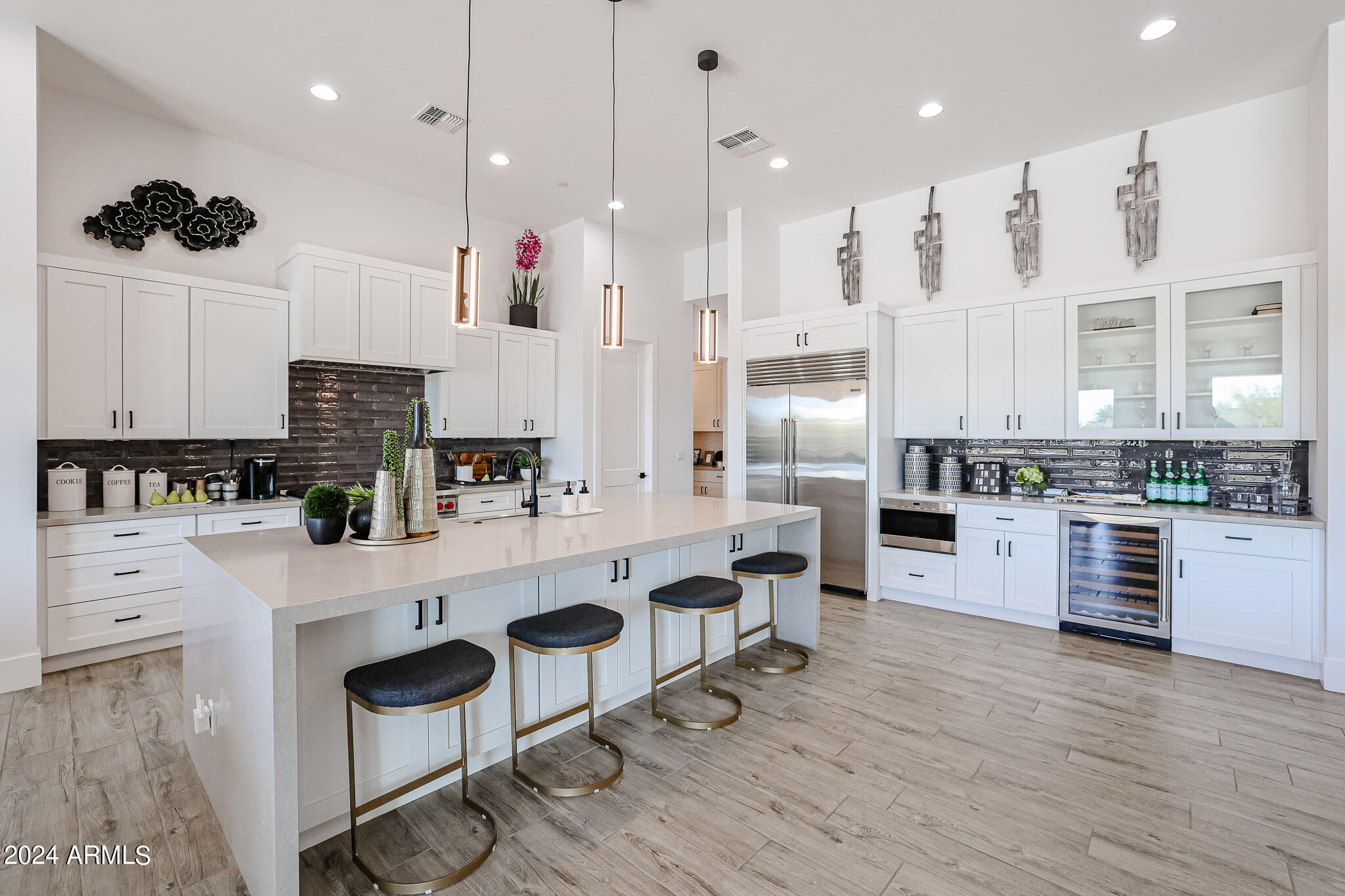 6108 E Shasta Daisy Lane