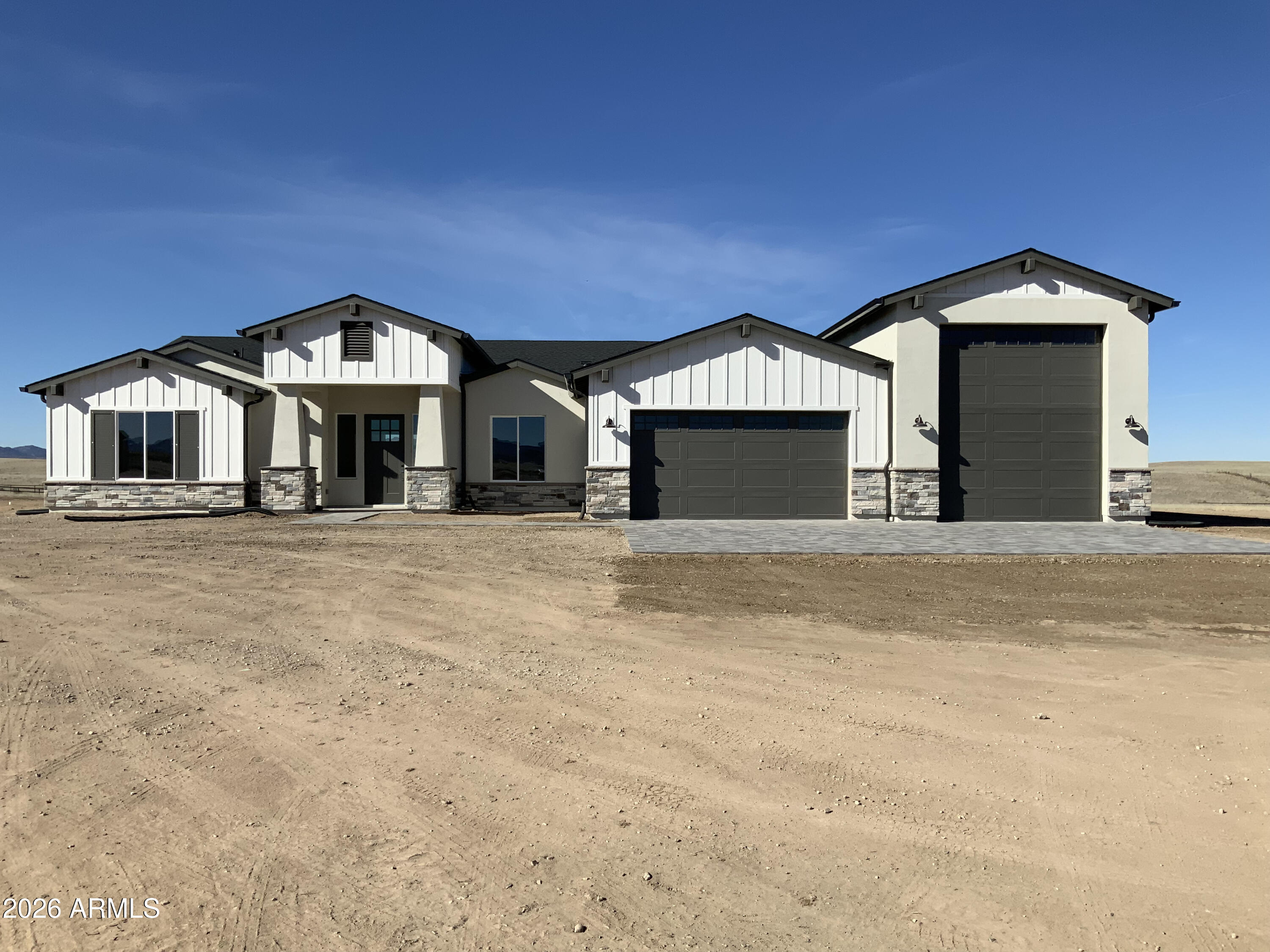 6108 E Shasta Daisy Lane