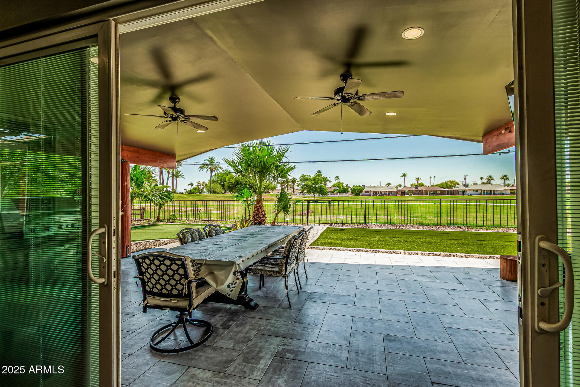 10235 W DESERT HILLS Drive